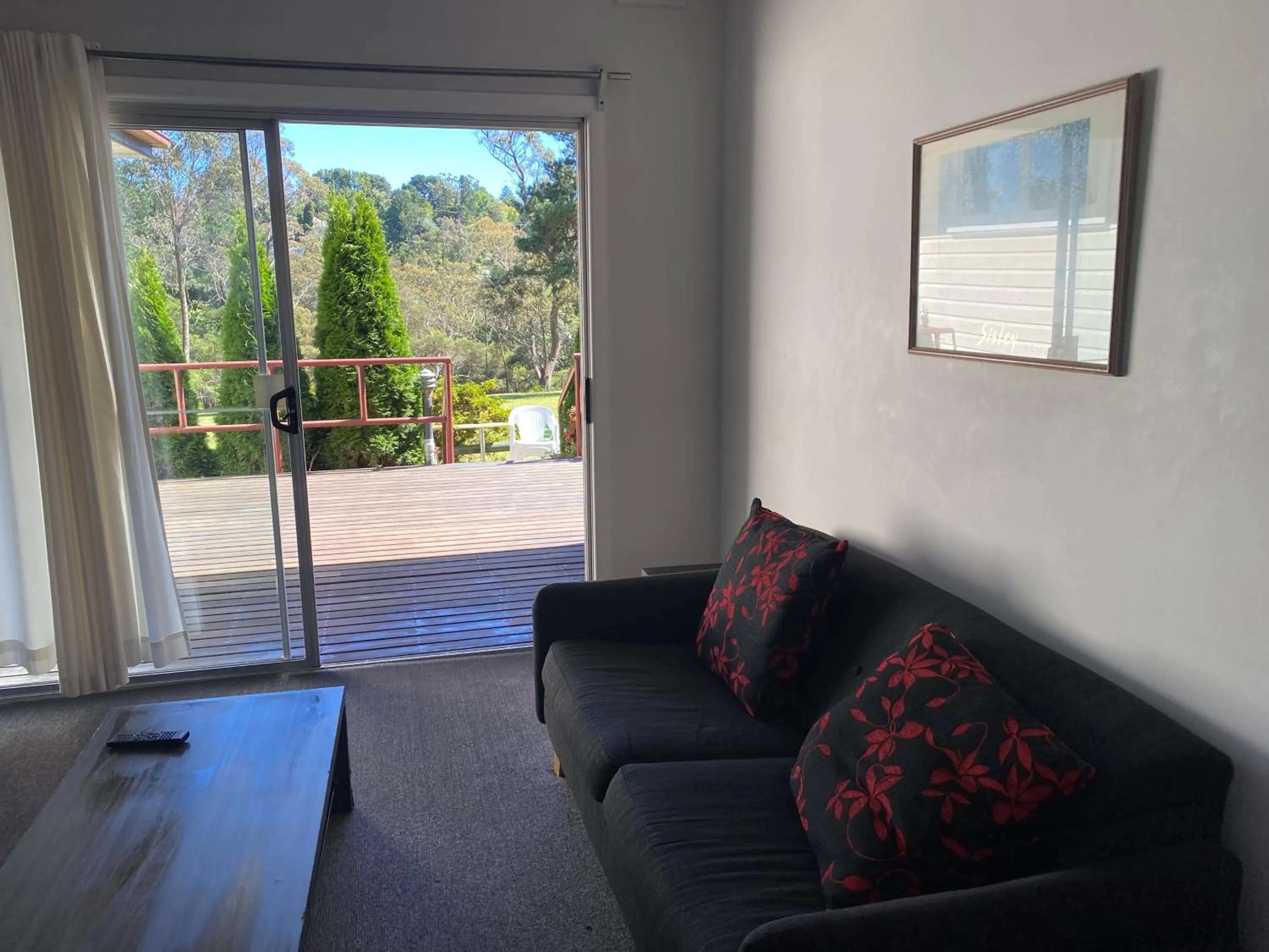 Living room in Blackheath Holiday Cabins