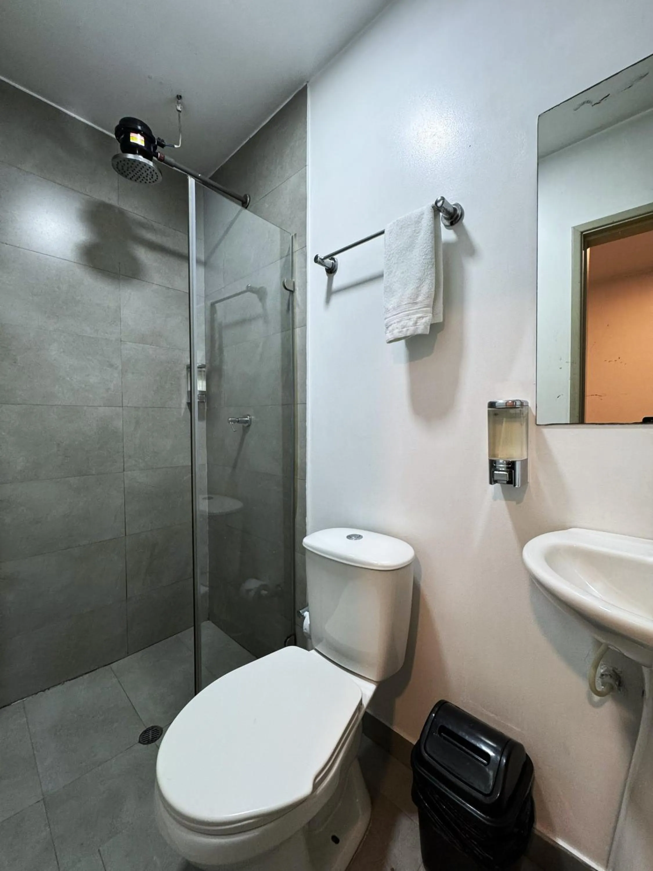 Shower in KLEINN HOTEL BOGOTÁ