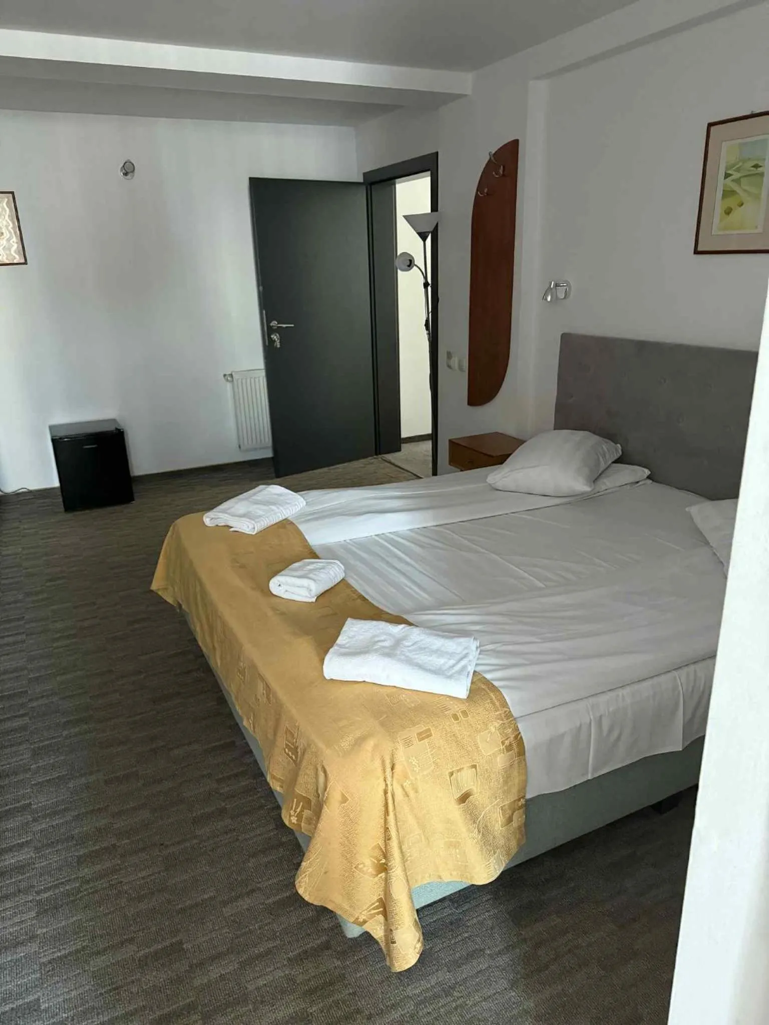 Bed in Hotel City Center