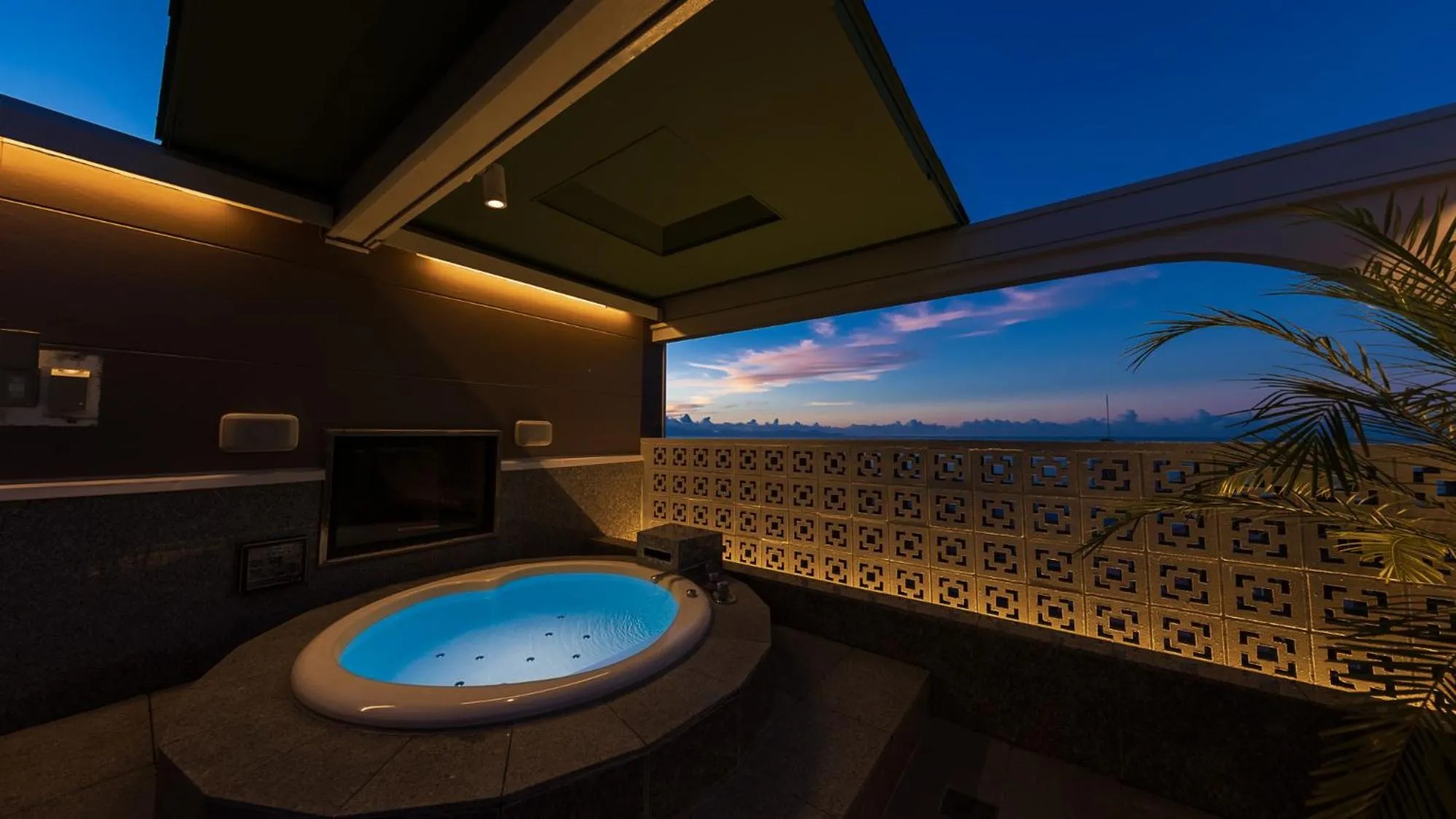 Property building in Hotel Crespa