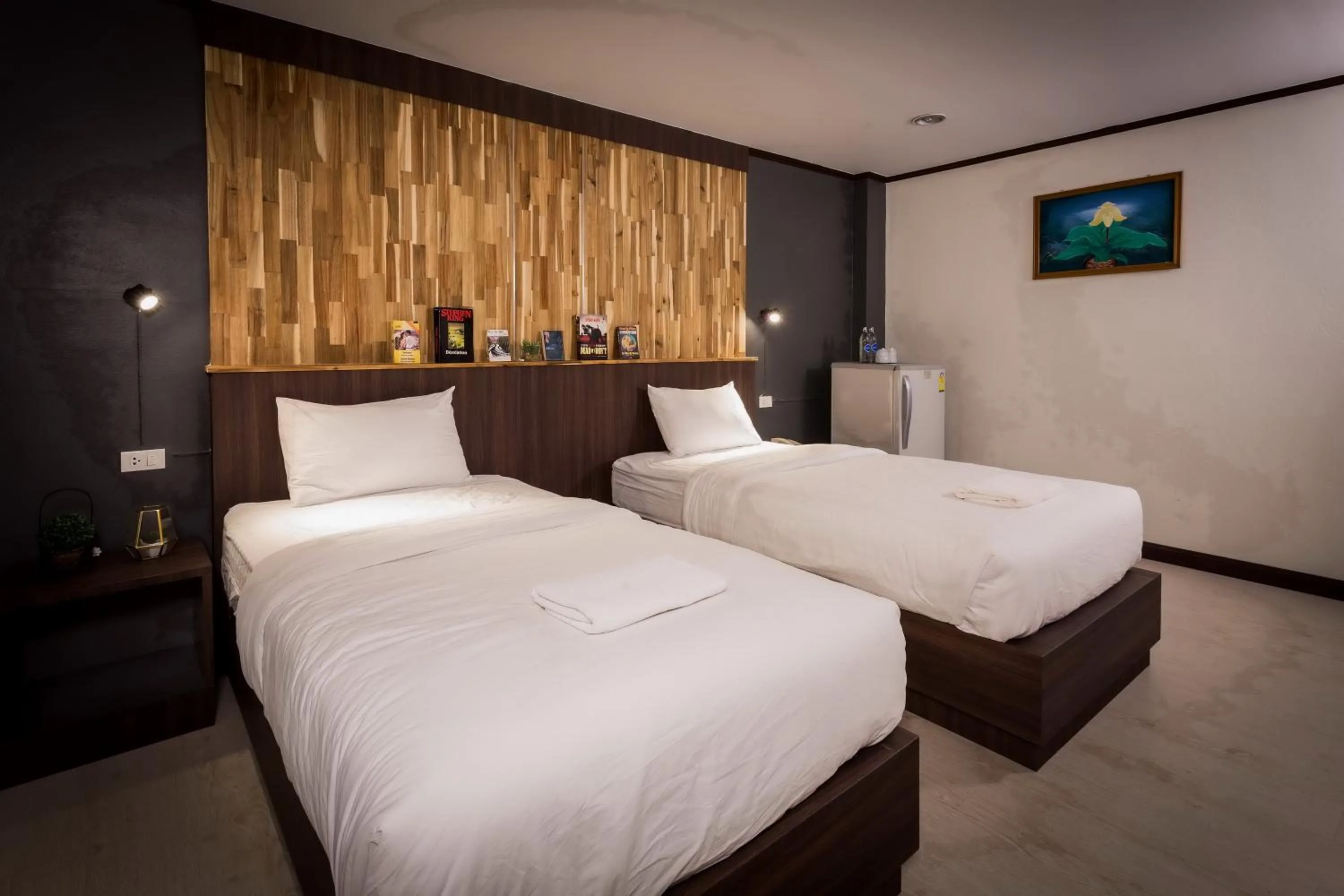 Bed in Phimai Paradise Boutique Hotel