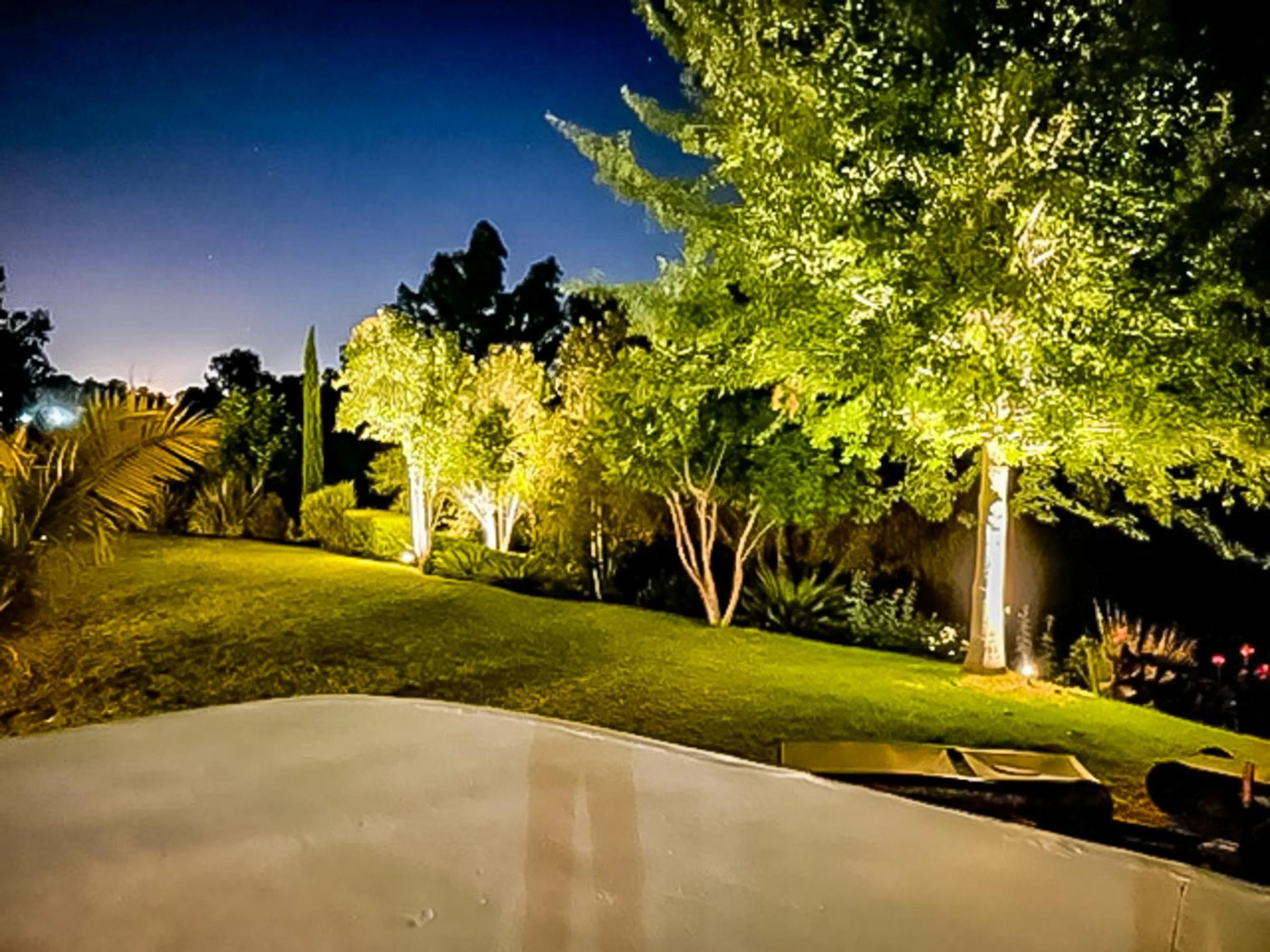 Garden in Lady Loch Country House