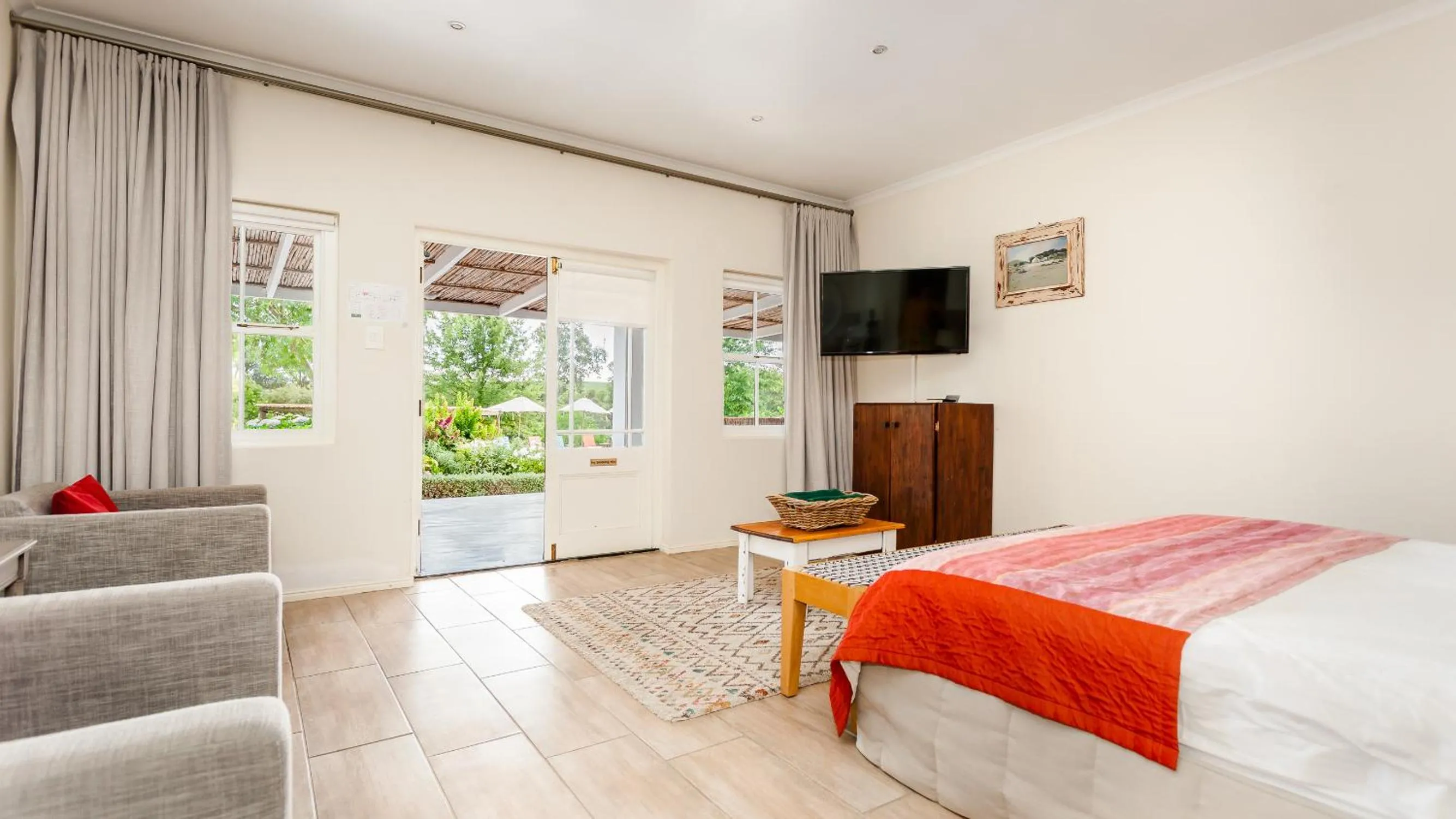 TV and multimedia, Bed in Lady Loch Country House