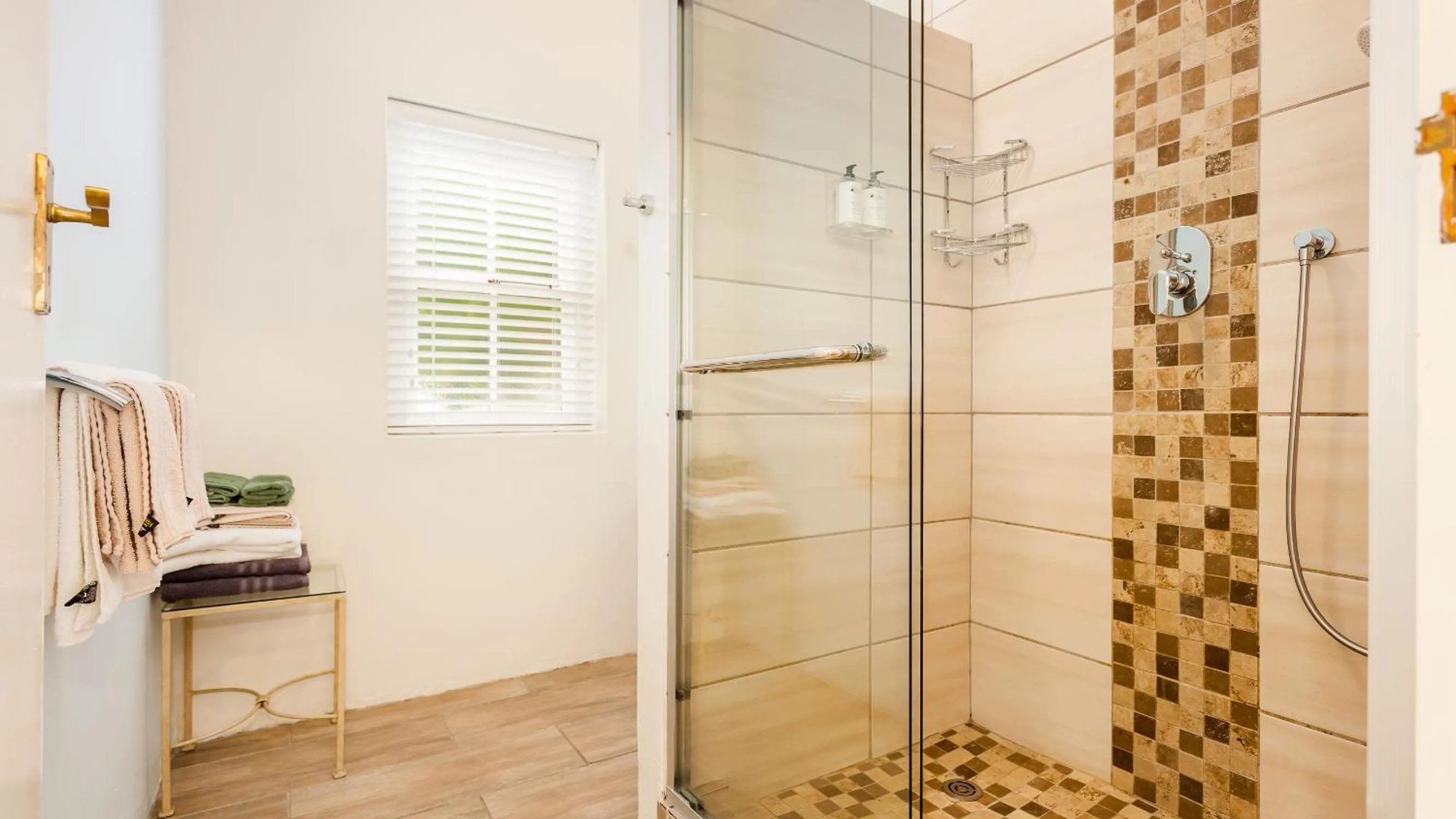 Bathroom in Lady Loch Country House