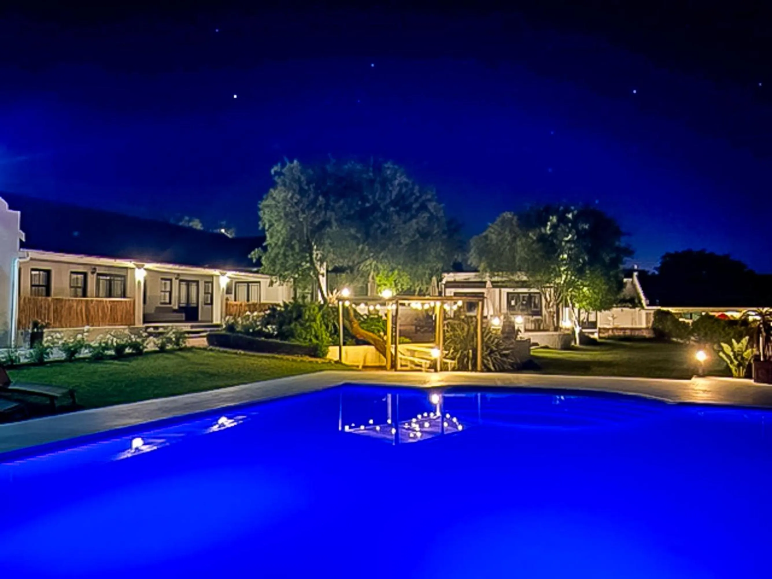 Swimming pool in Lady Loch Country House
