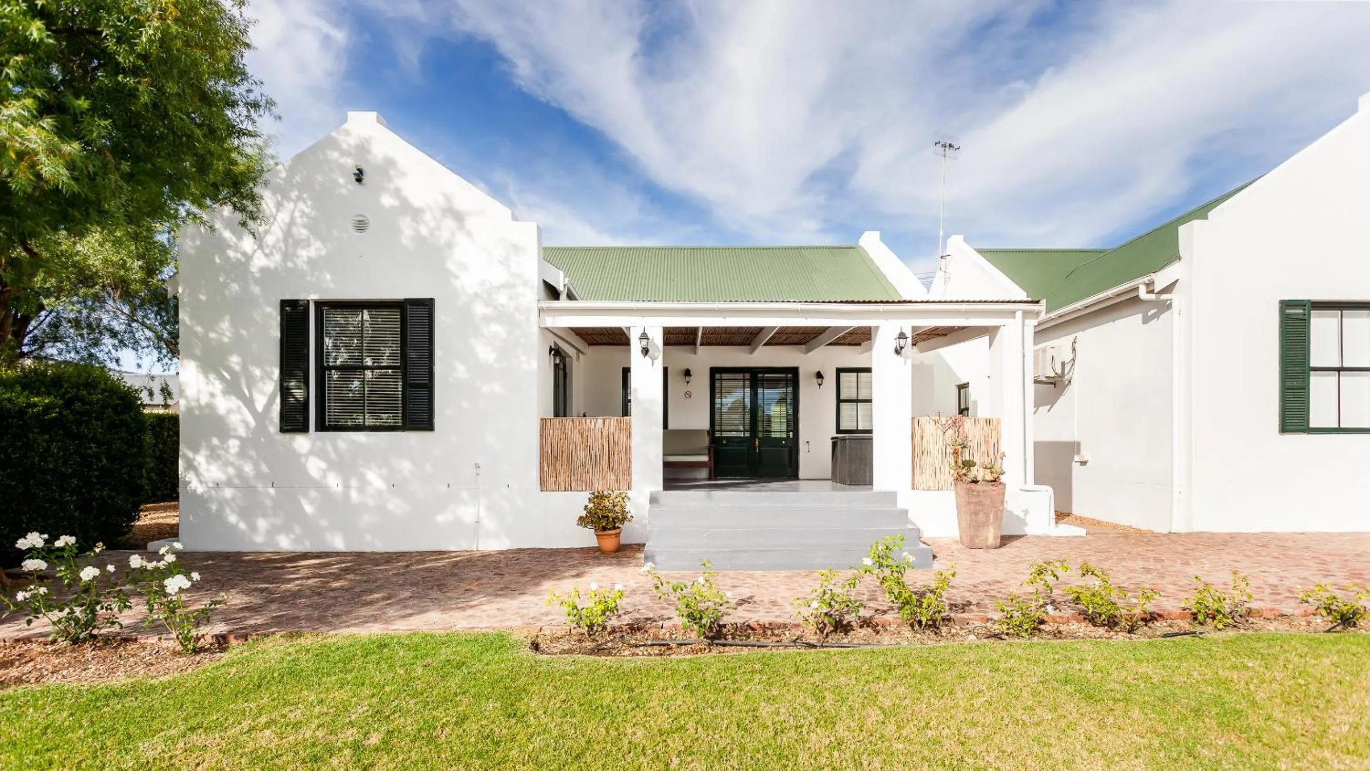 Property building in Lady Loch Country House