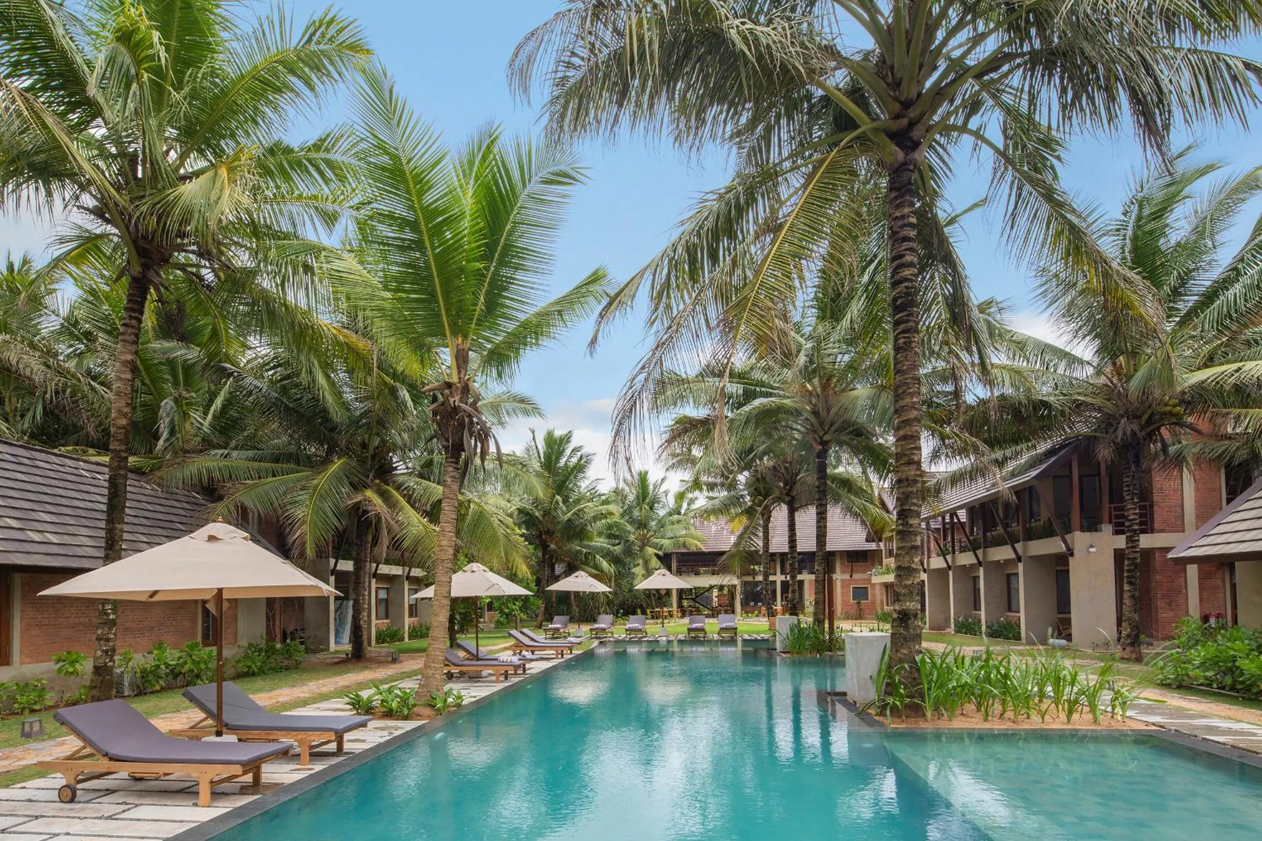 Swimming pool in Ayana Sea