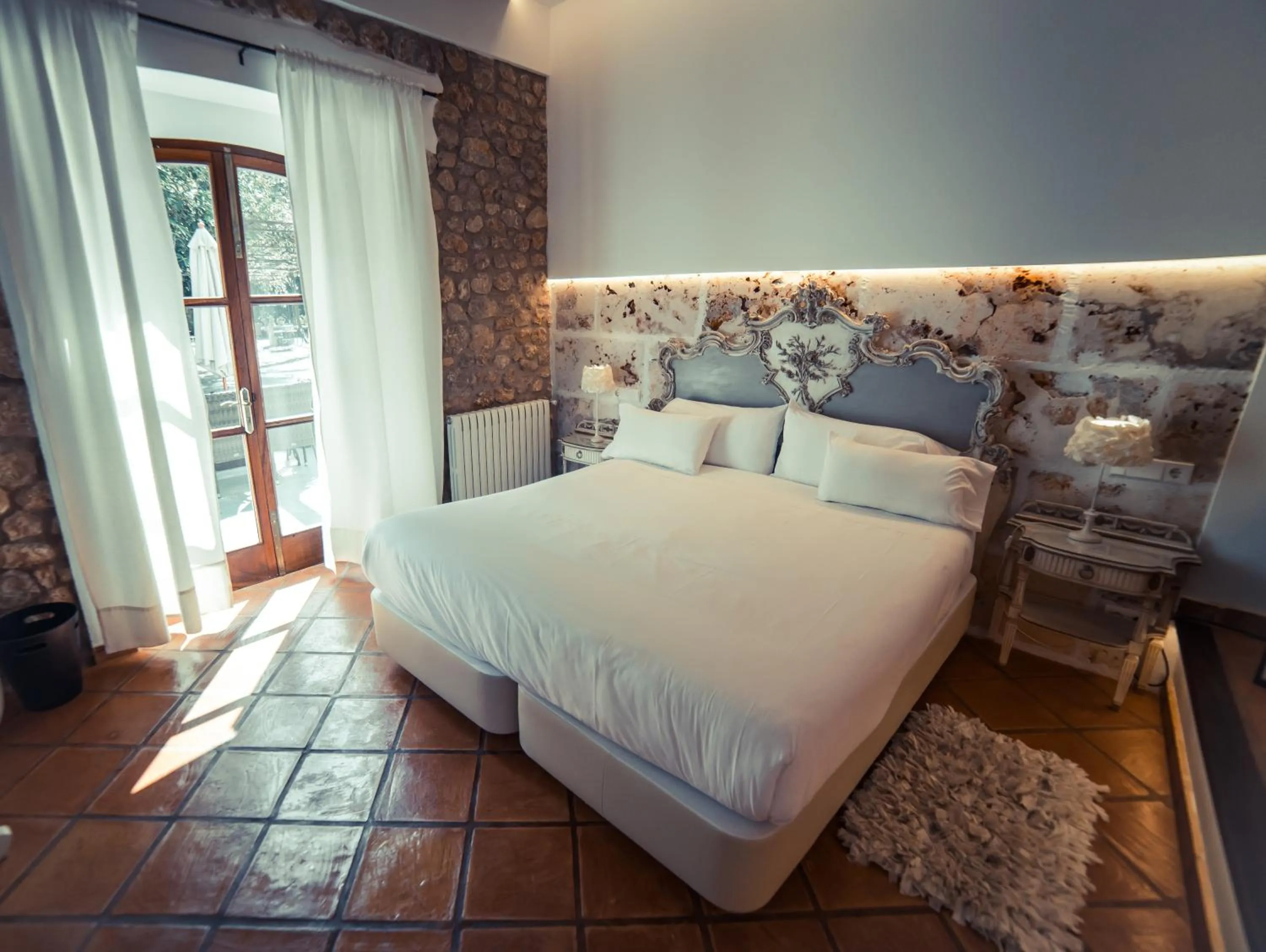 Junior Suite with Terrace in Finca Cas Sant
