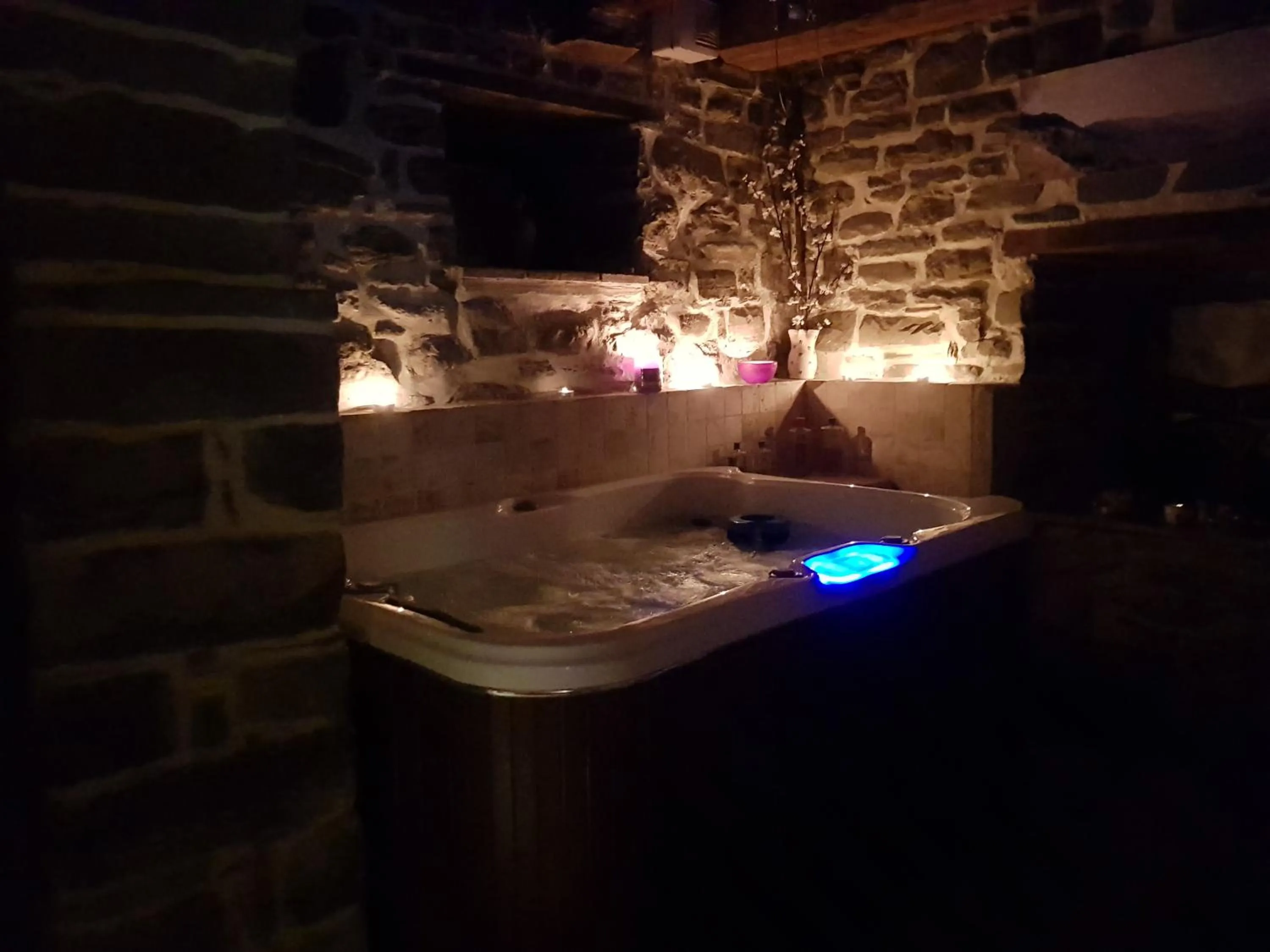 Hot Tub in Alla Battuta