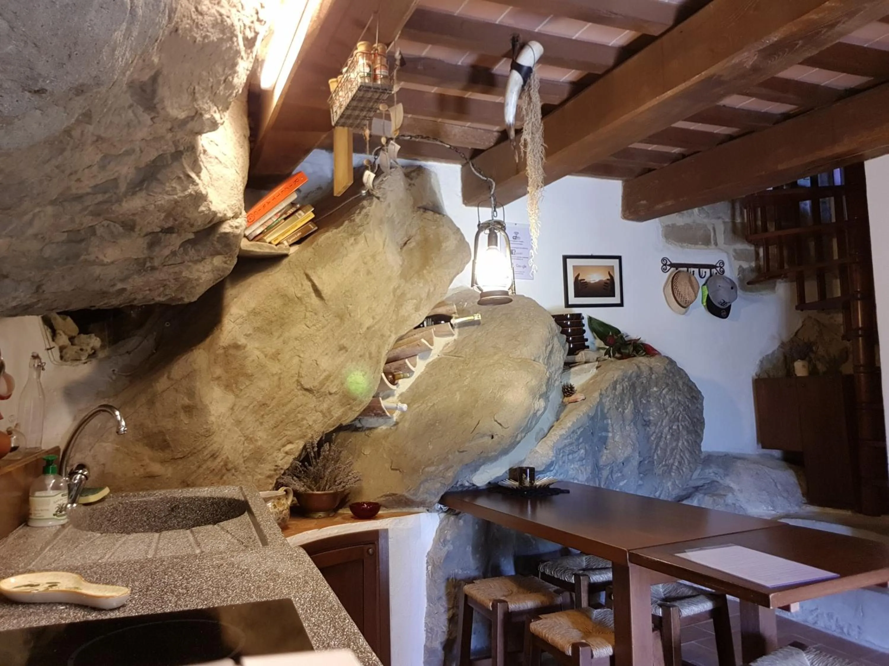 Kitchen or kitchenette in Alla Battuta