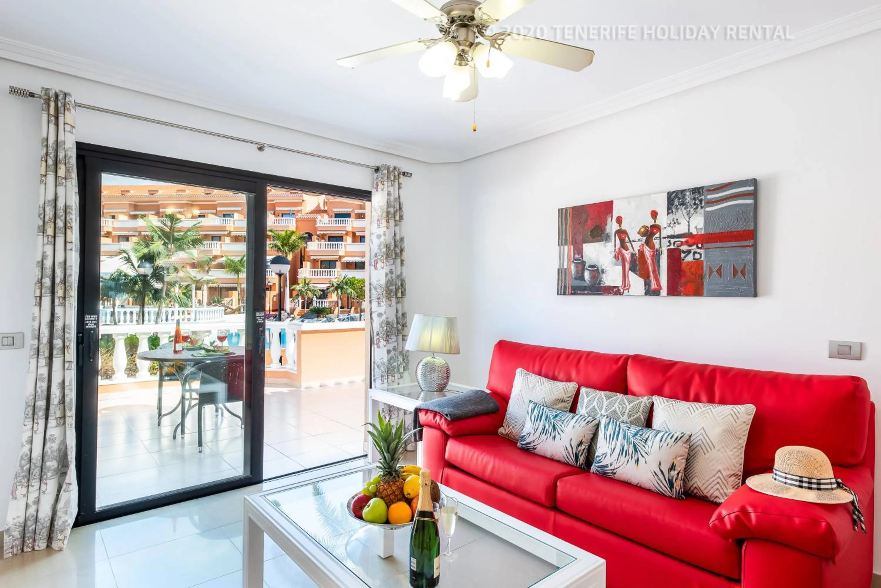 Living room in Tenerife Royal Gardens - Viviendas Vacacionales