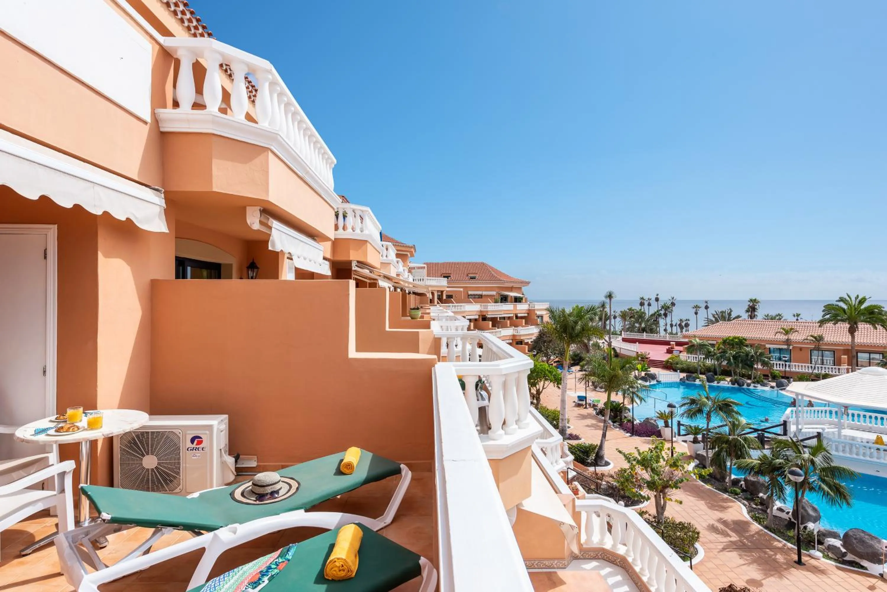 Balcony/Terrace in Tenerife Royal Gardens - Viviendas Vacacionales