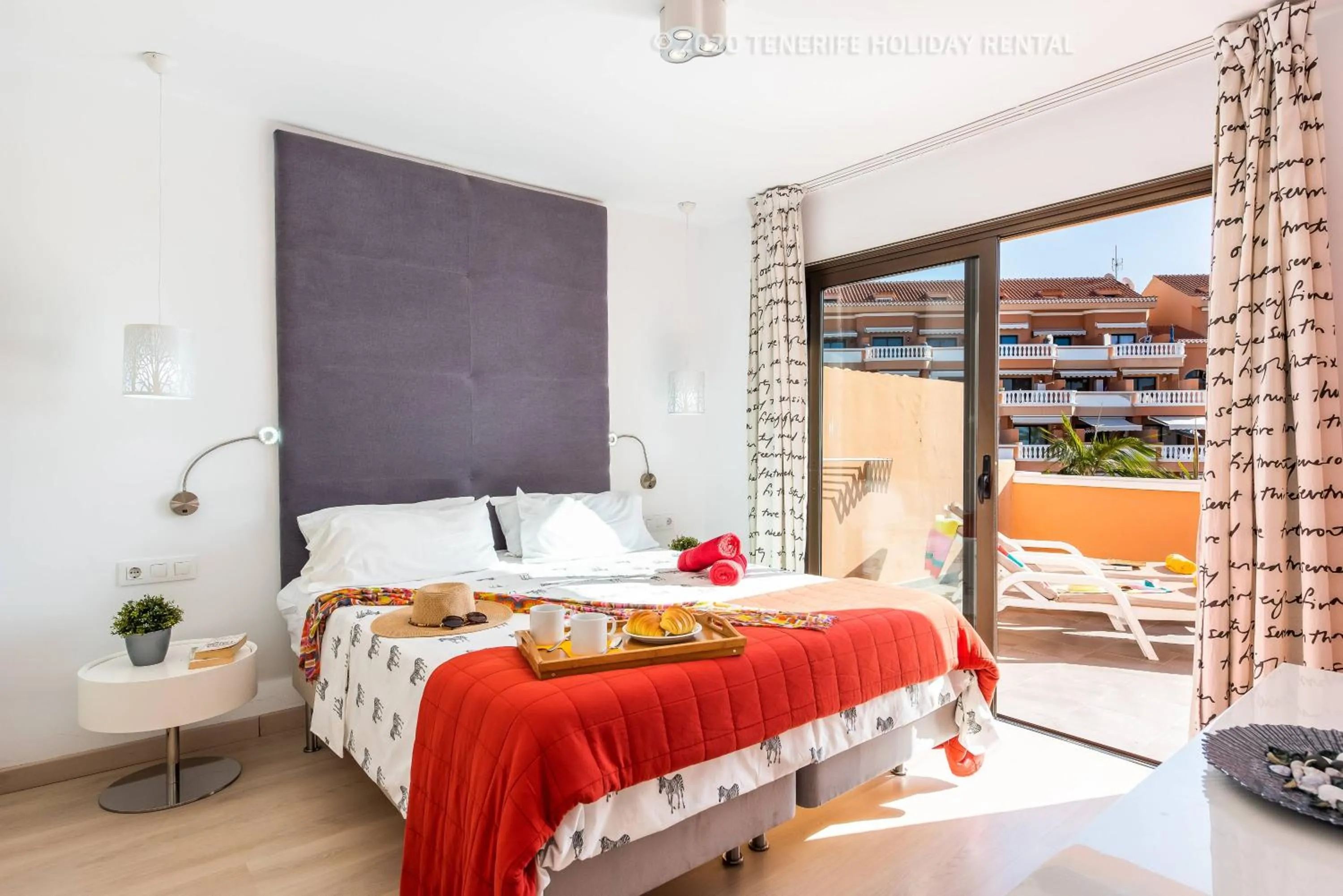 Photo of the whole room, Bed in Tenerife Royal Gardens - Viviendas Vacacionales