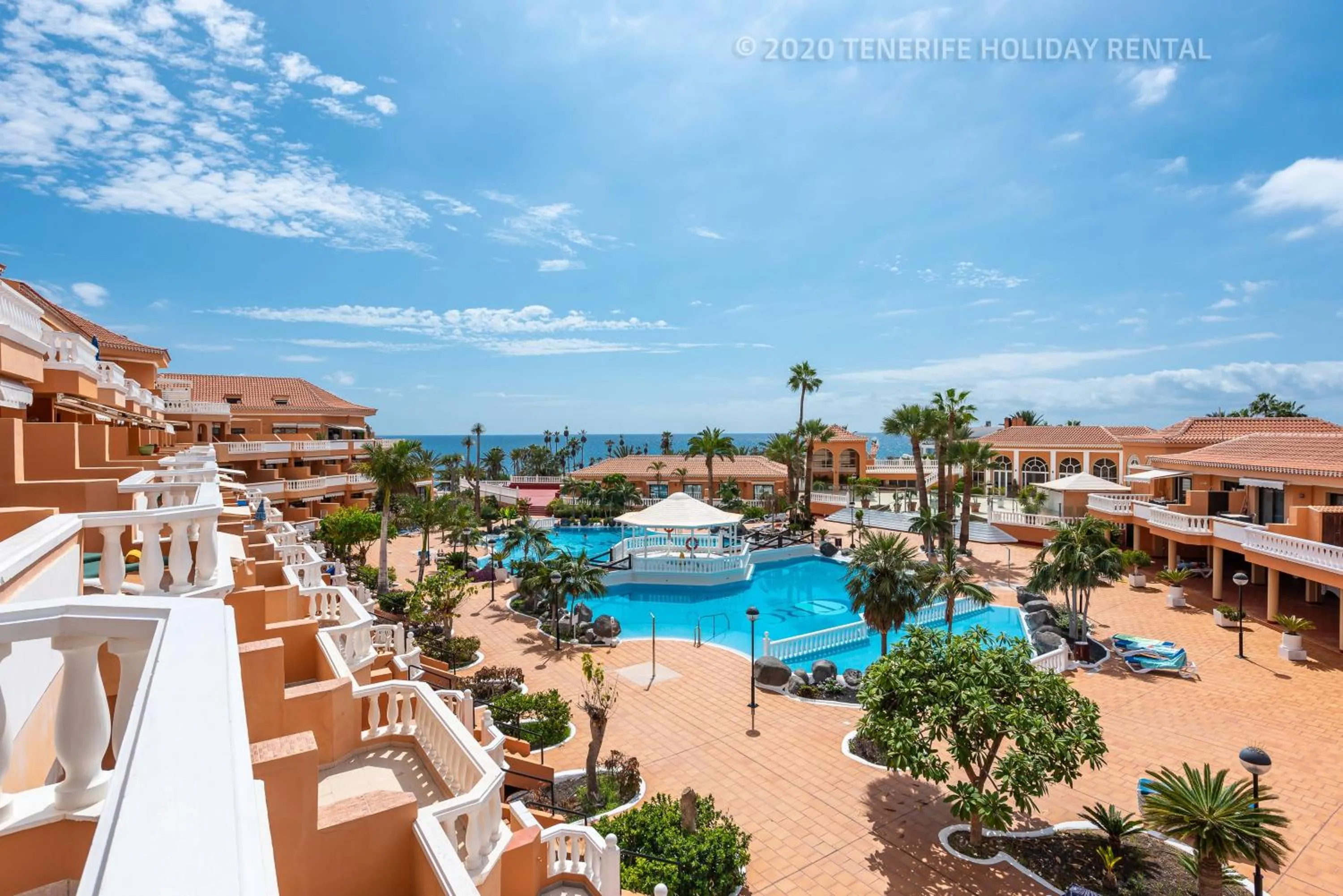 Pool view in Tenerife Royal Gardens - Viviendas Vacacionales