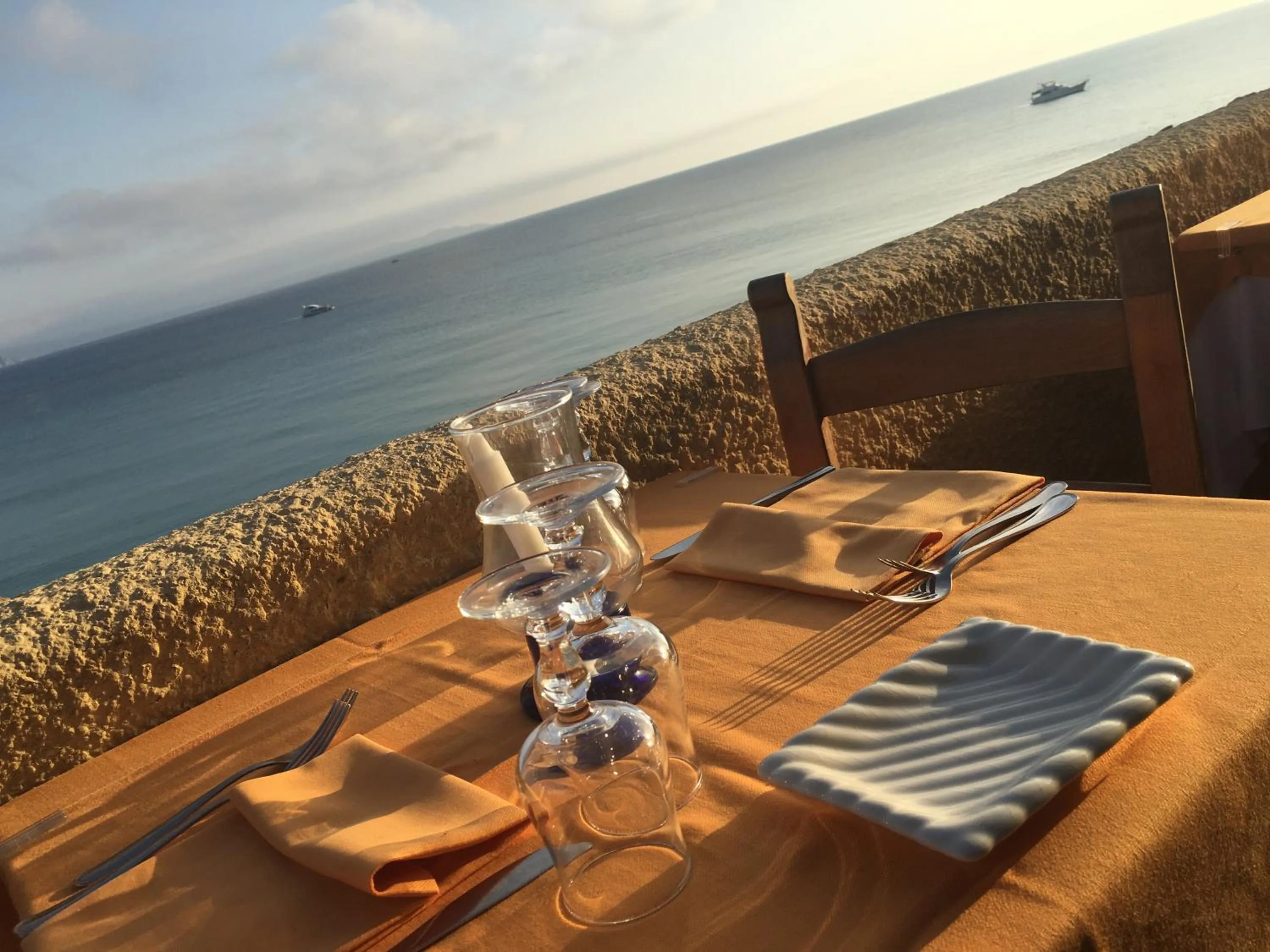 Restaurant/places to eat in Club Esse Shardana