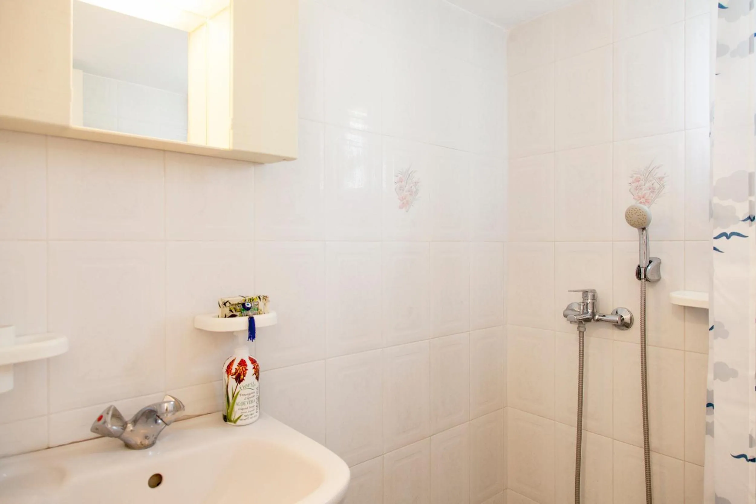 Bathroom in Georgakis George Rooms