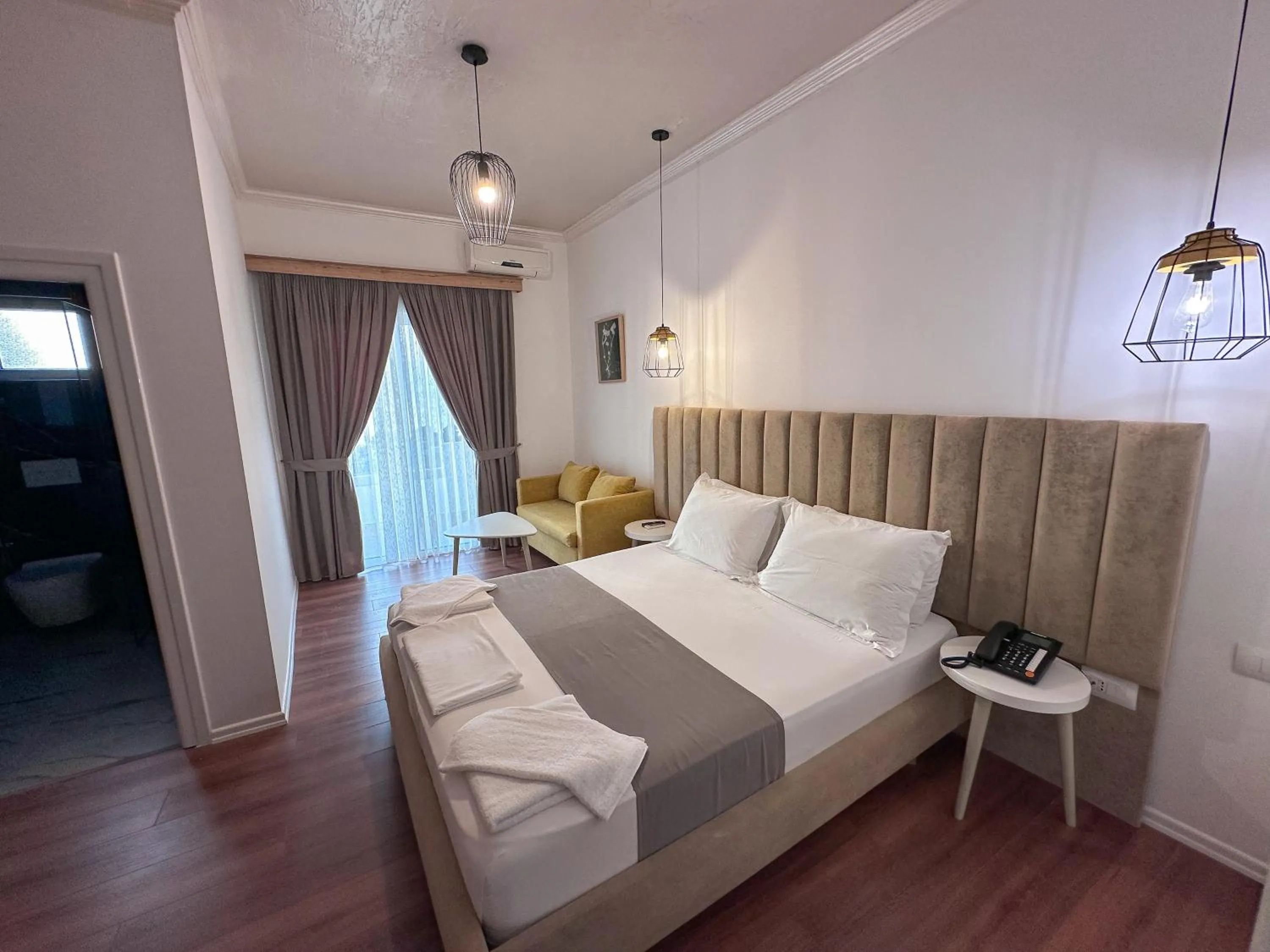 Bedroom, Bed in Hotel Murati