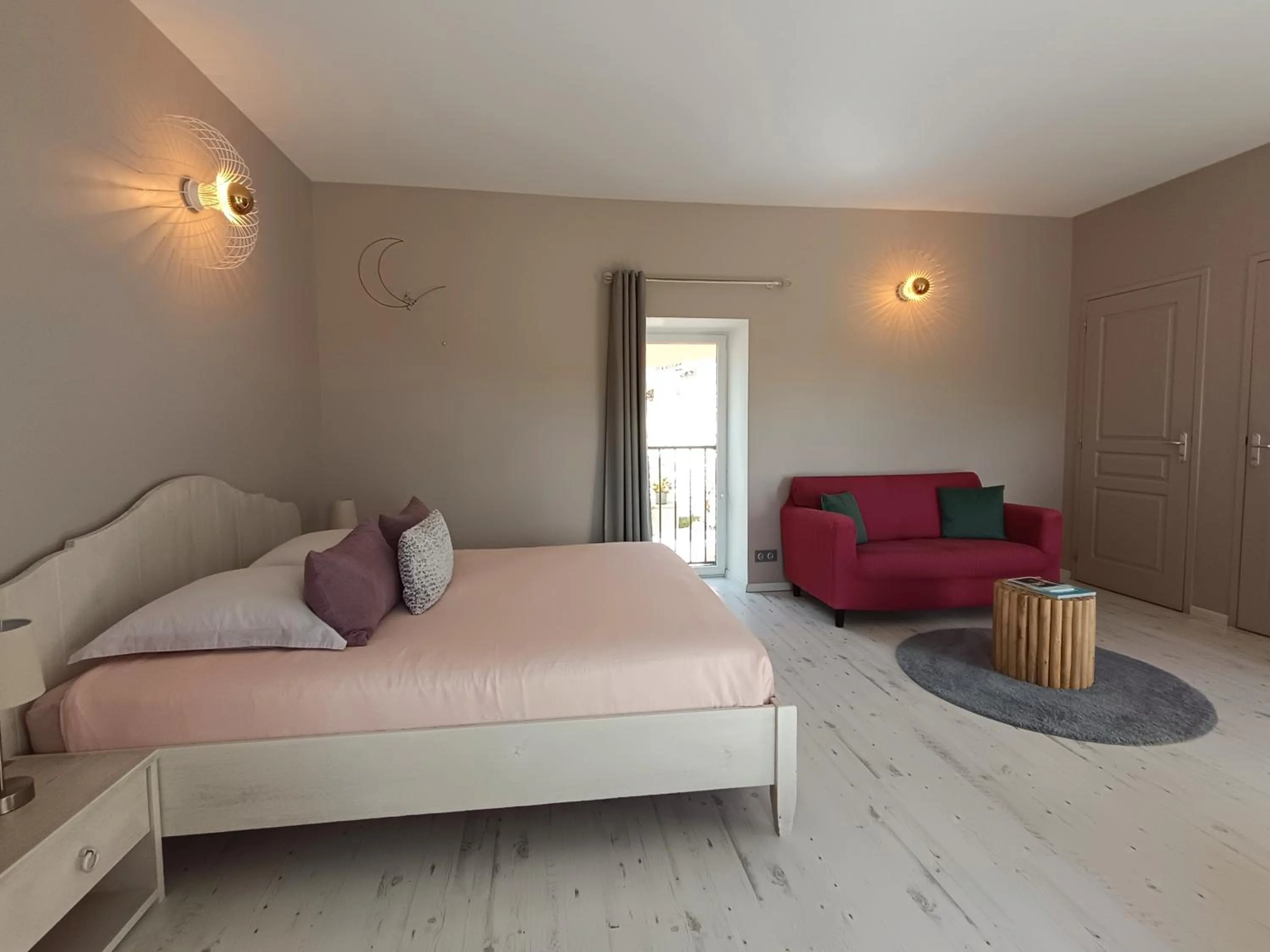 Bed in Le Mas des Loges - Les Vans / Chambonas