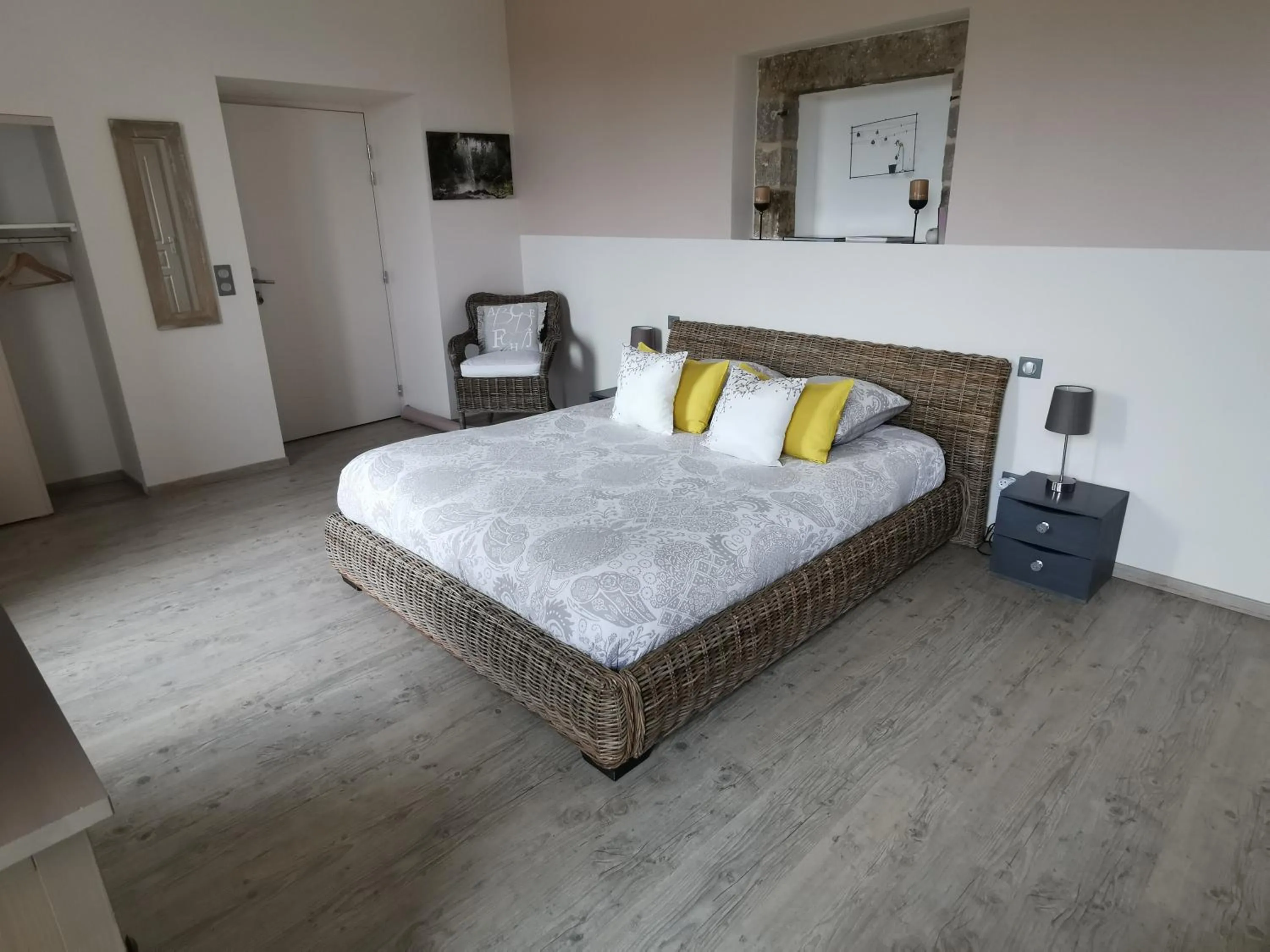 Bed in Le Mas des Loges - Les Vans / Chambonas