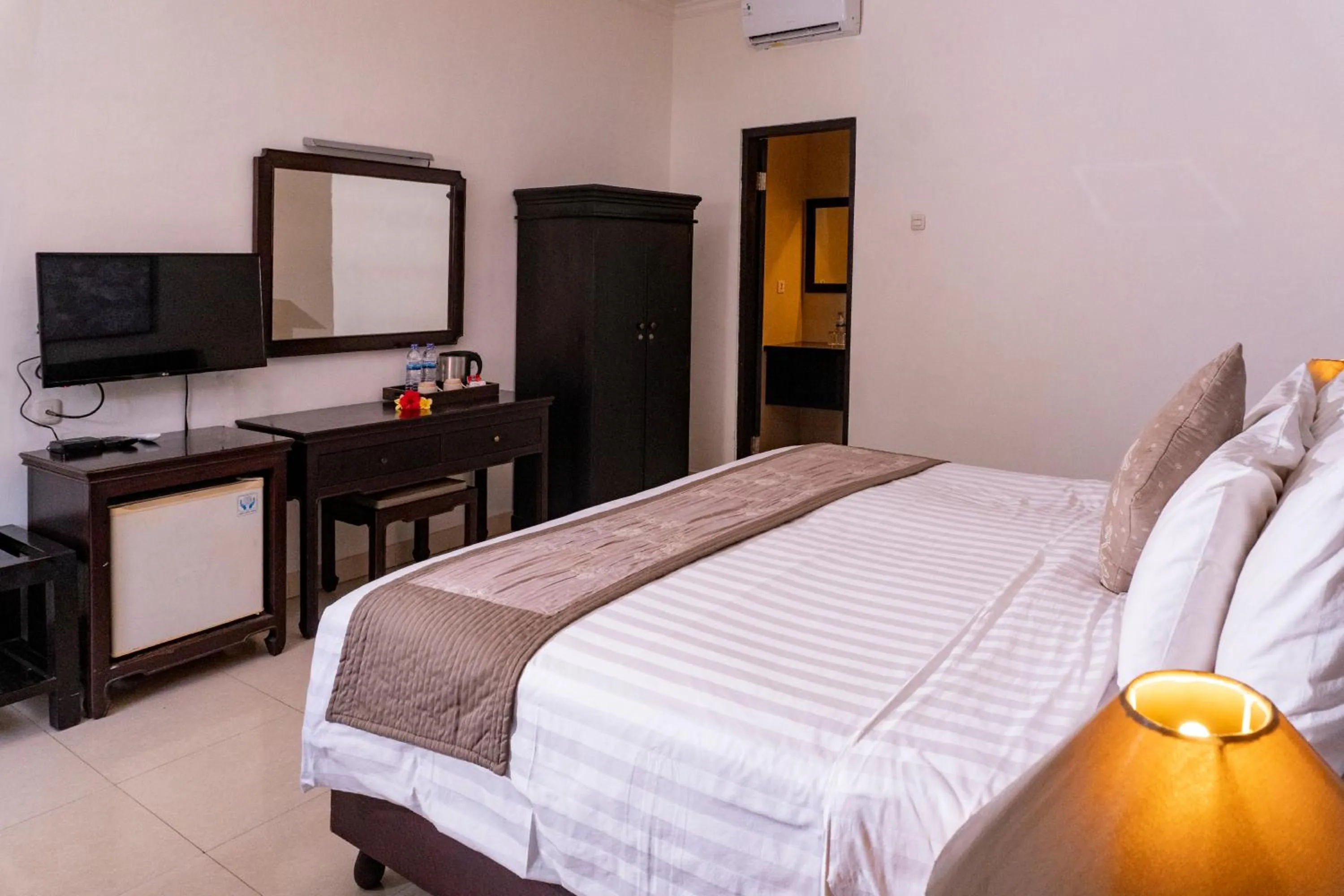 Bedroom, Bed in Sarinande Hotel