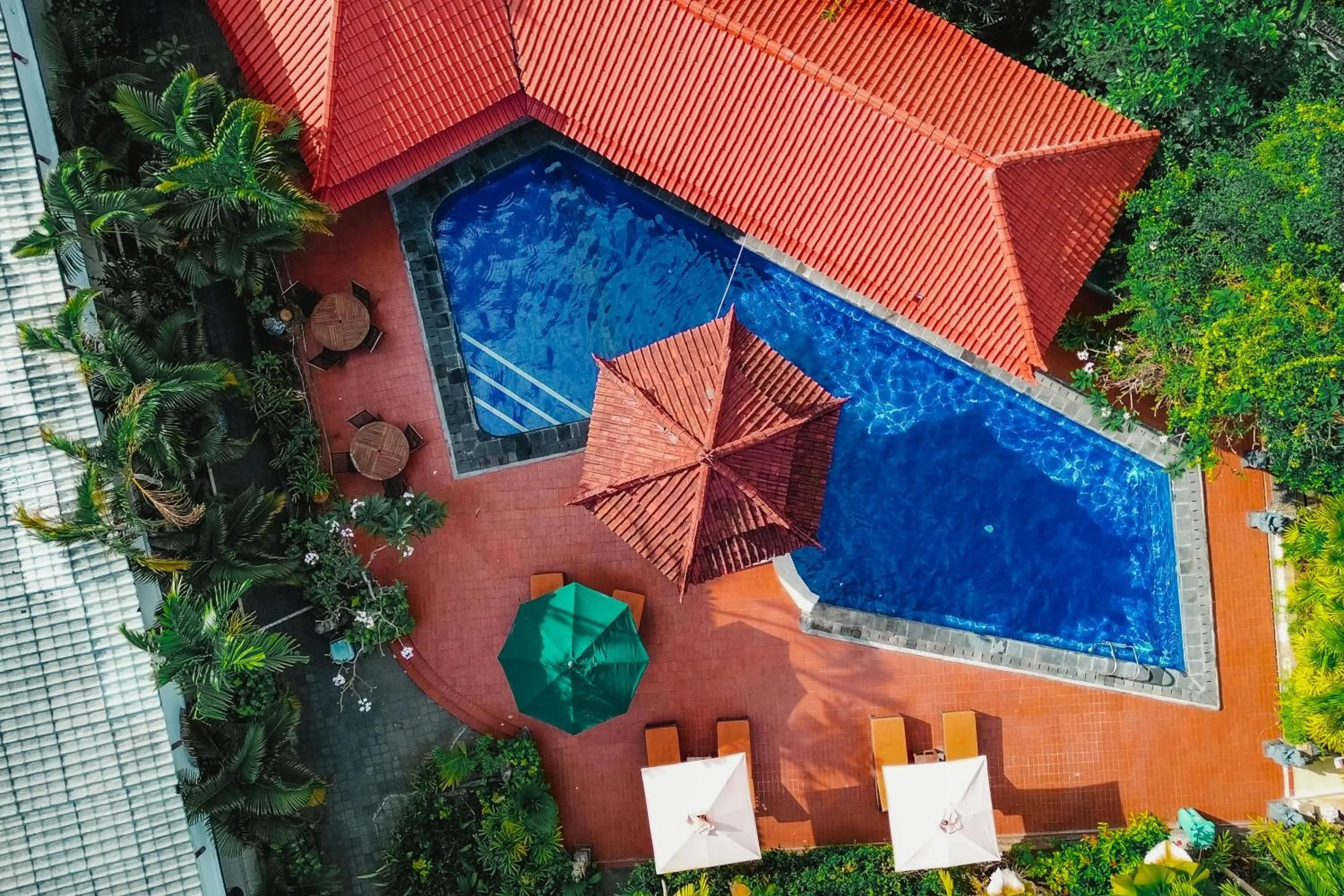 Garden view in Sarinande Hotel