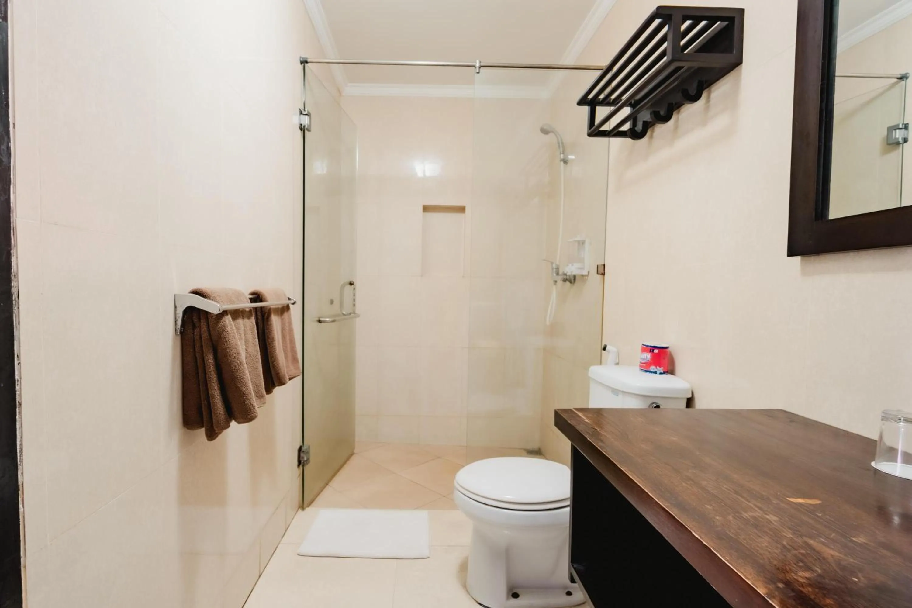 Toilet in Sarinande Hotel