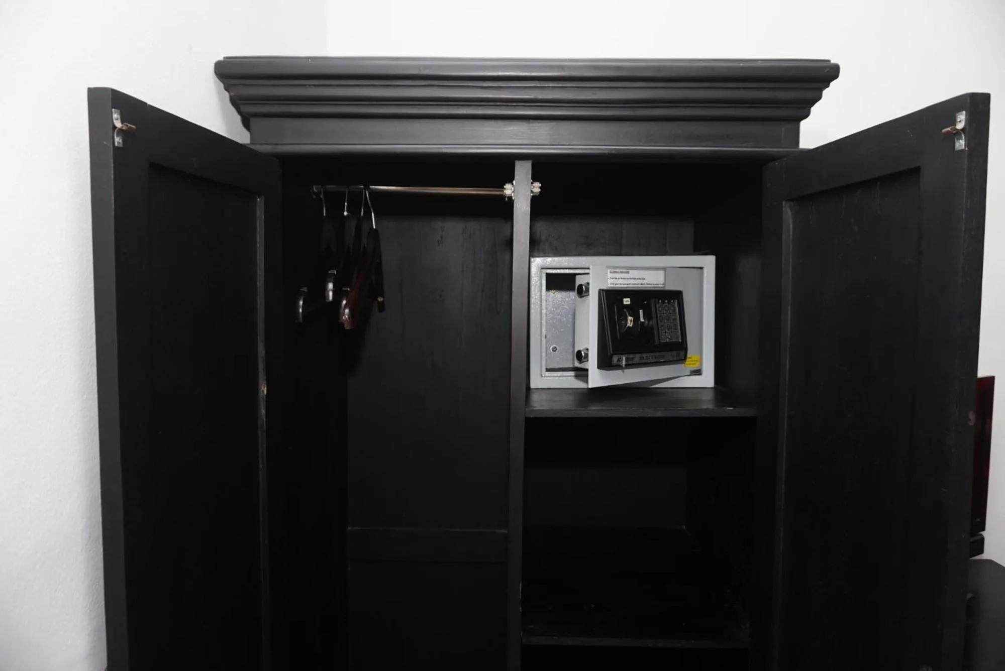 safe in Sarinande Hotel