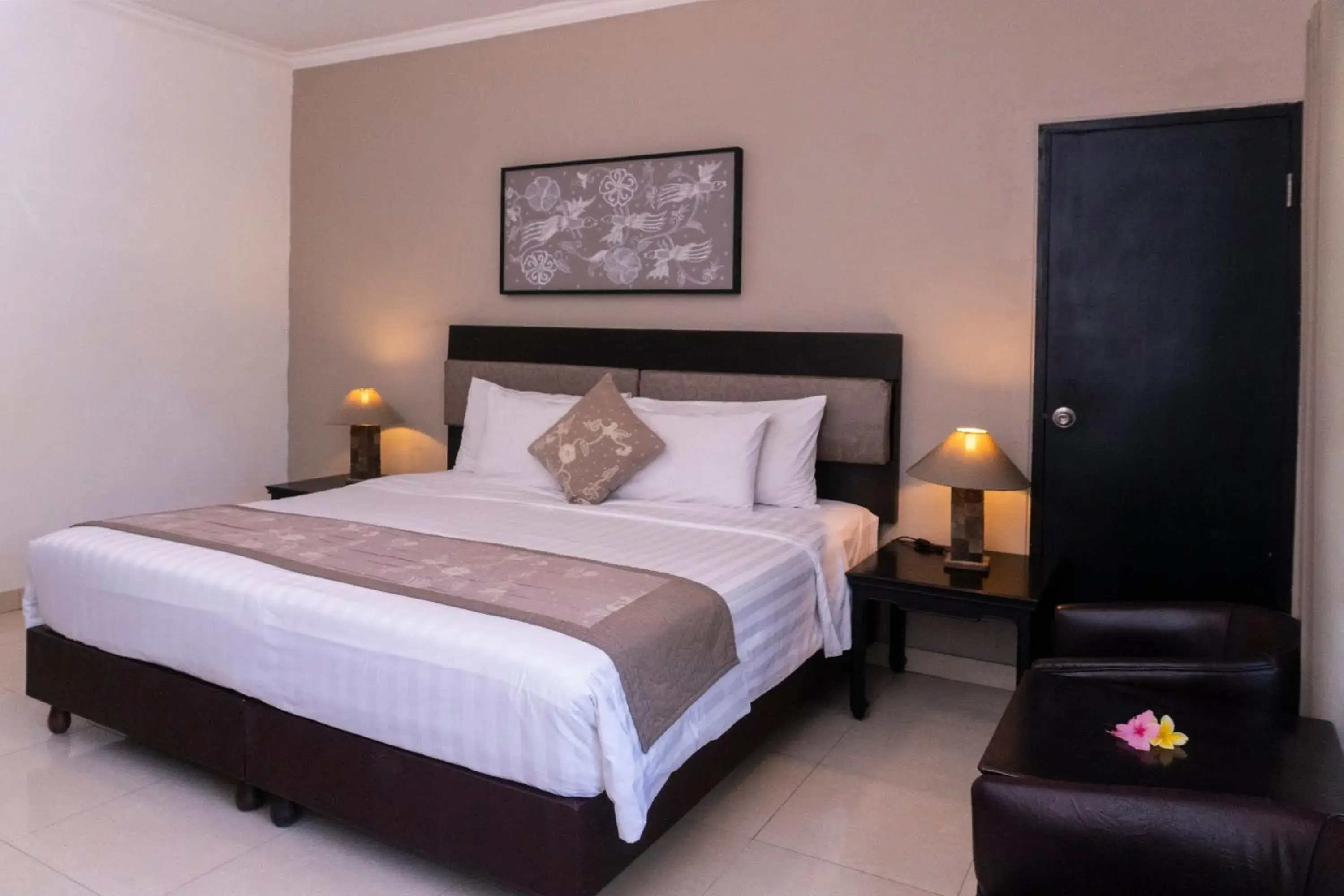 Bedroom, Bed in Sarinande Hotel Bedroom, Bed in Sarinande Hotel