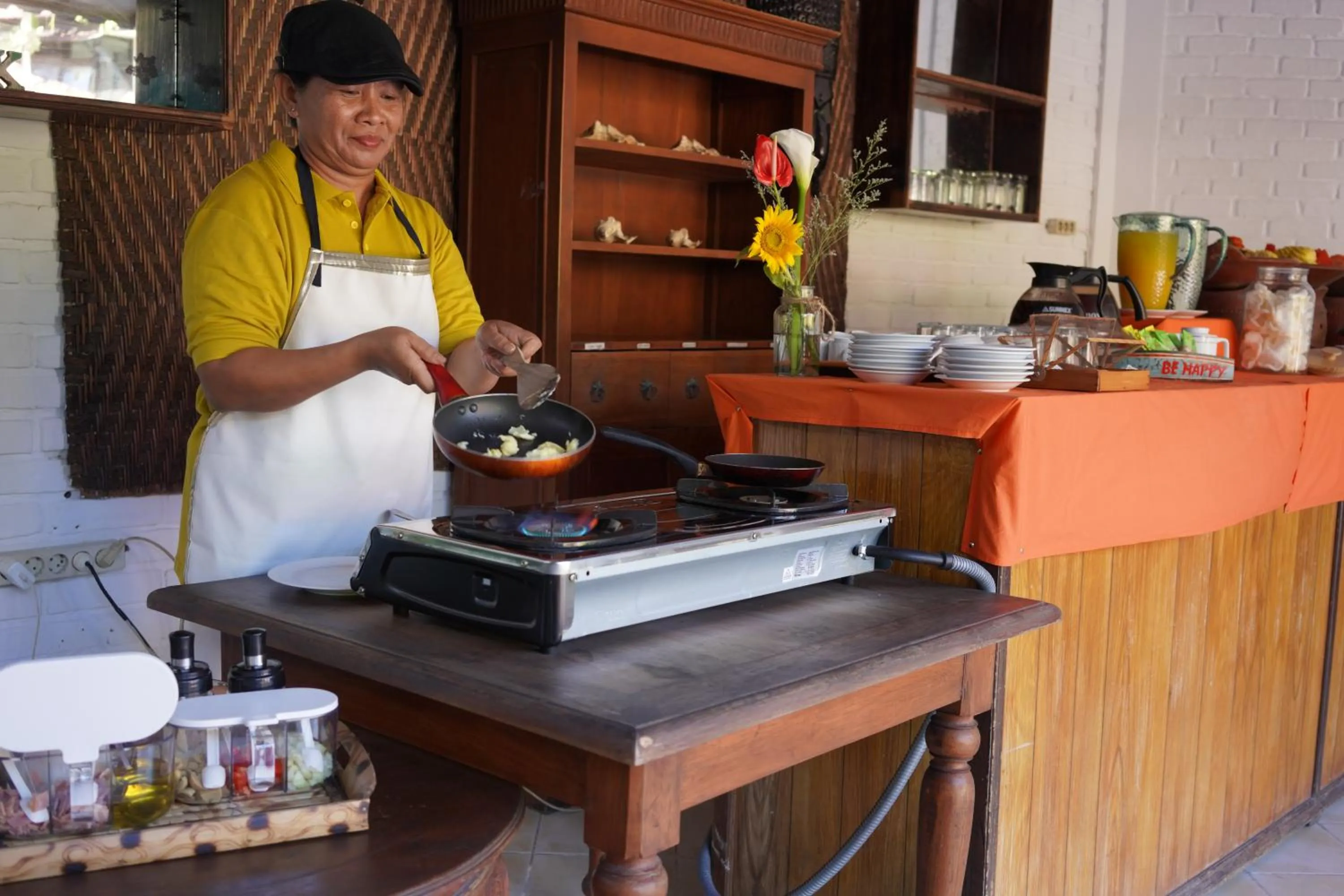 Breakfast in Sarinande Hotel