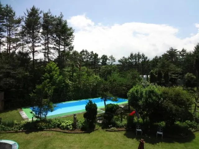 Swimming pool in Ryokan Fujitomita
