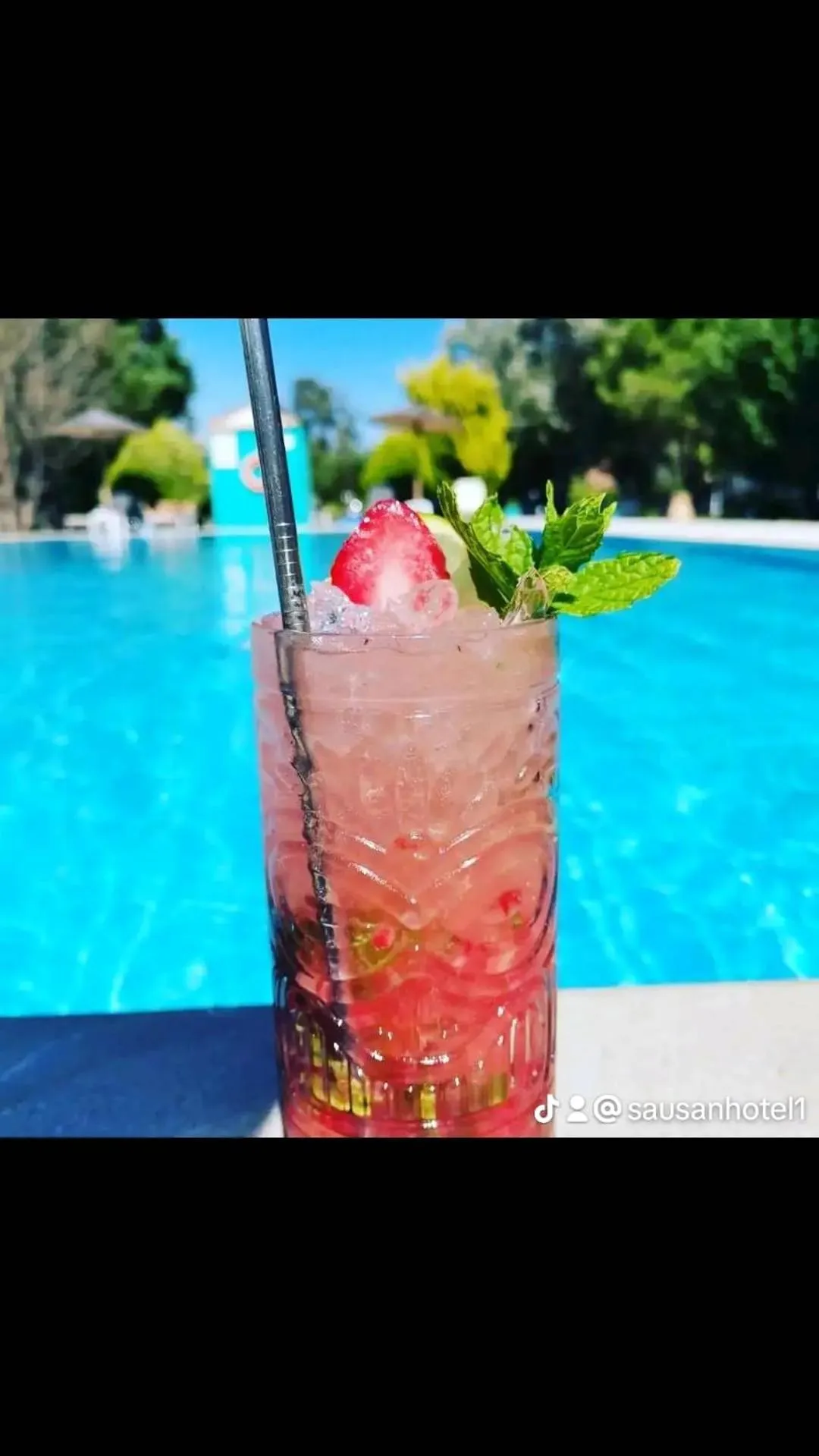 Pool view in Sausan Hotel