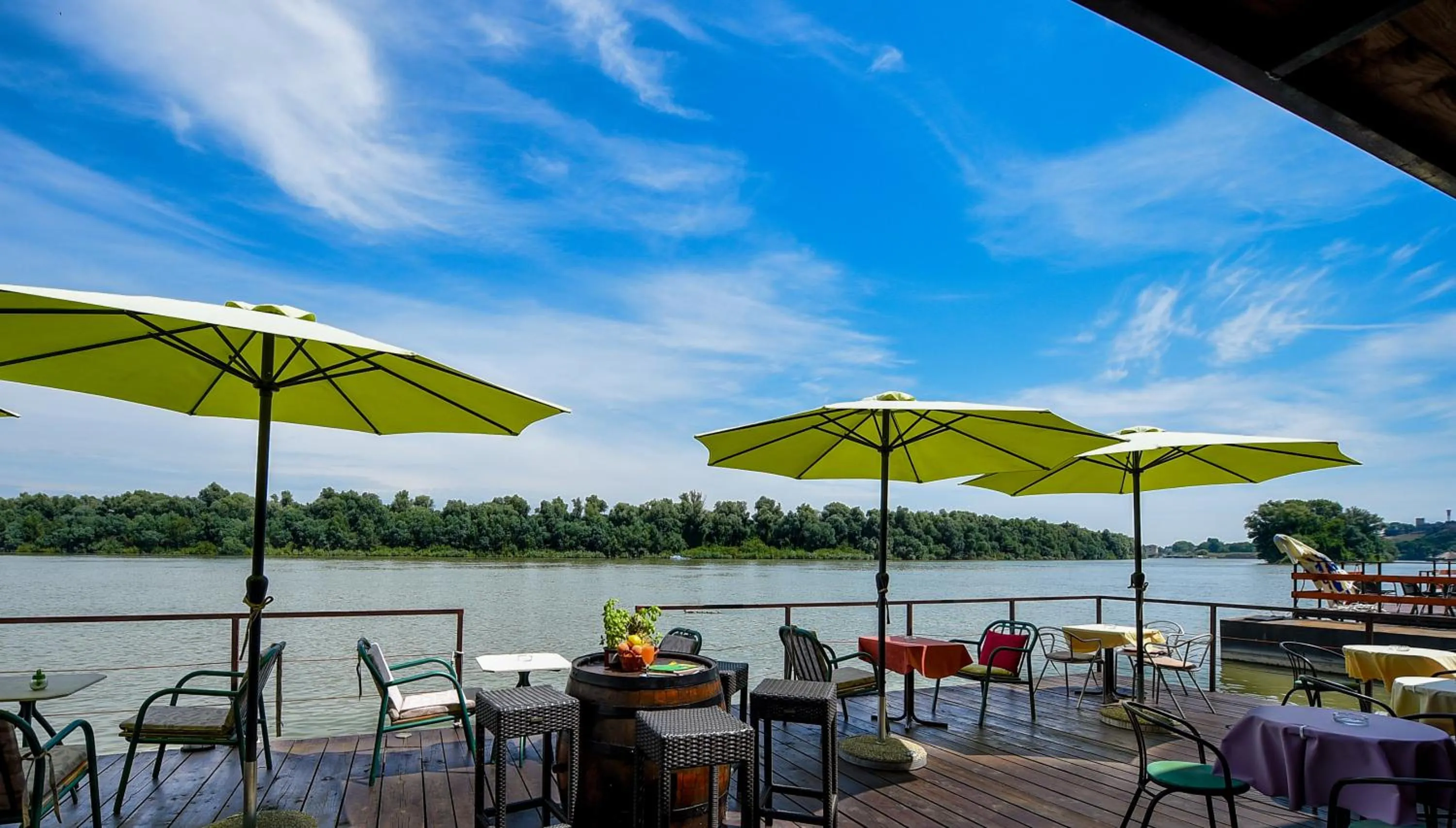 Neighbourhood in San Art Floating Hostel & Apartments