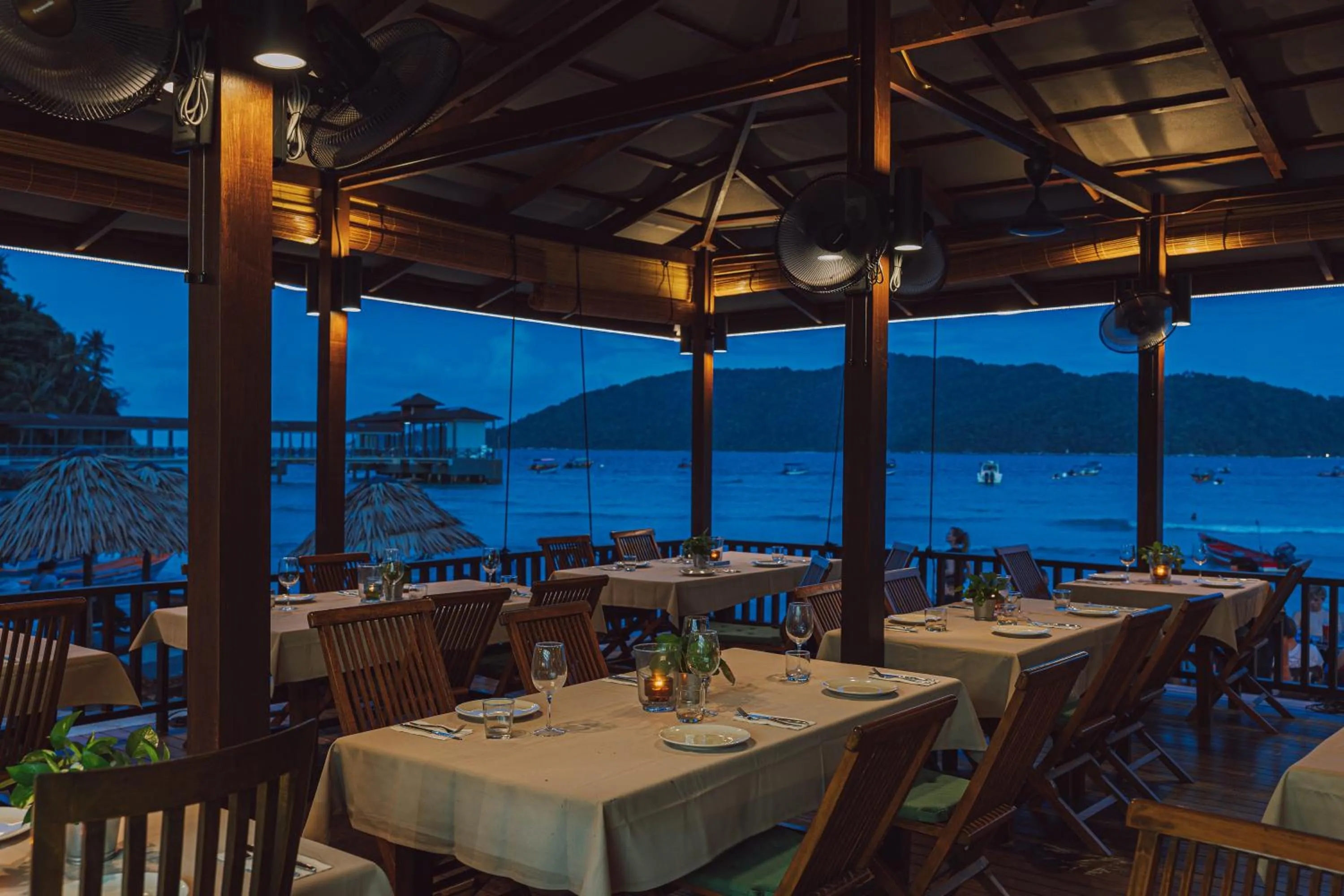 Restaurant/places to eat in BuBu Villa