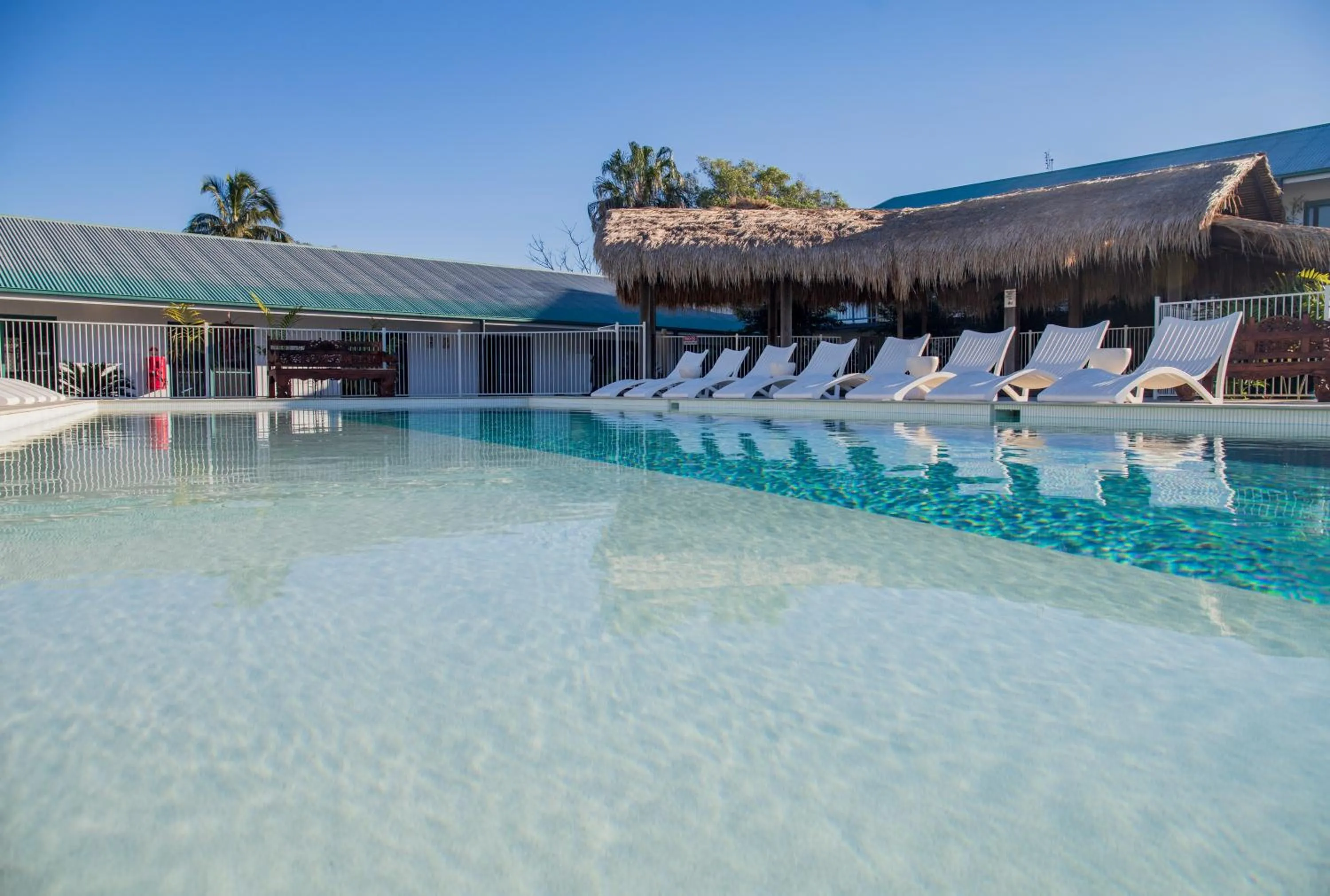 Swimming pool in Freedom Backpackers Hostel Rainbow Beach