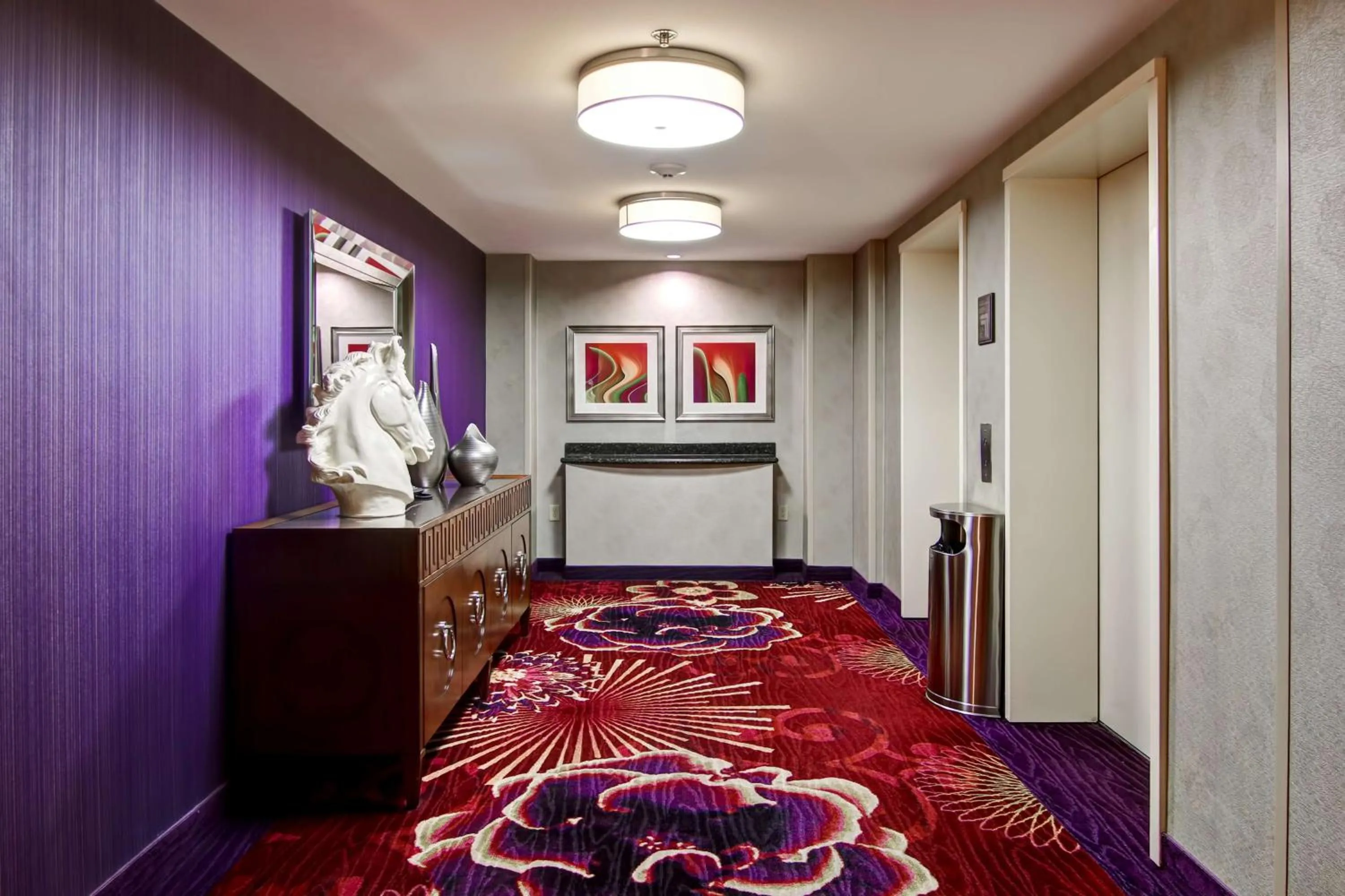 Lobby or reception, Bed in Hilton Garden Inn Toronto/Markham