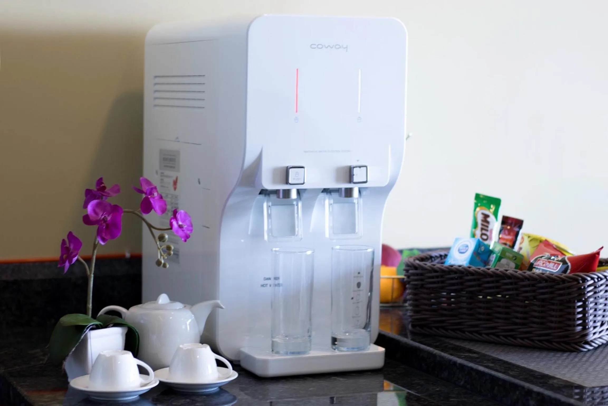 Coffee/tea facilities in Sky D'Mont Suites