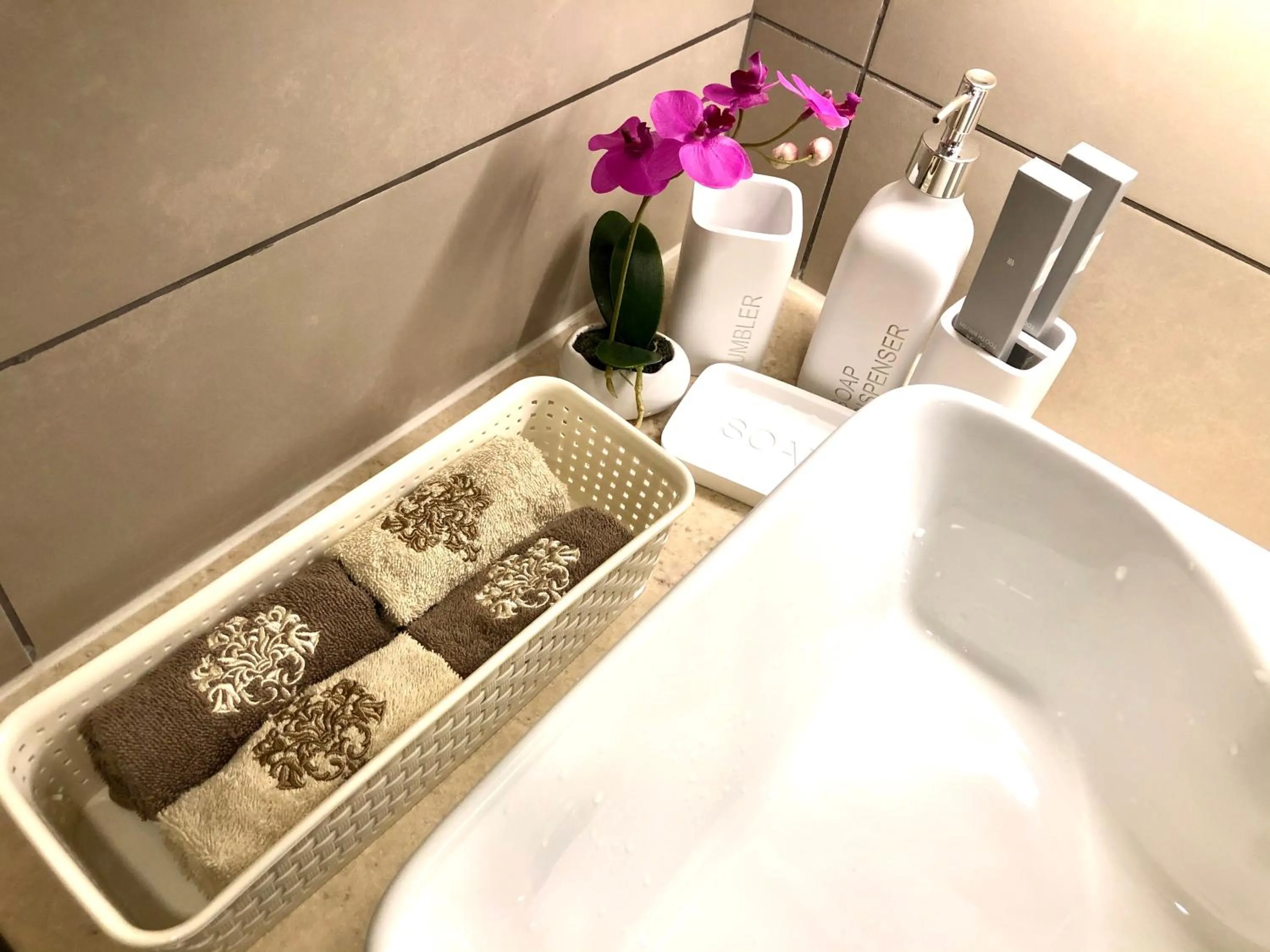 Bathroom in Sky D'Mont Suites