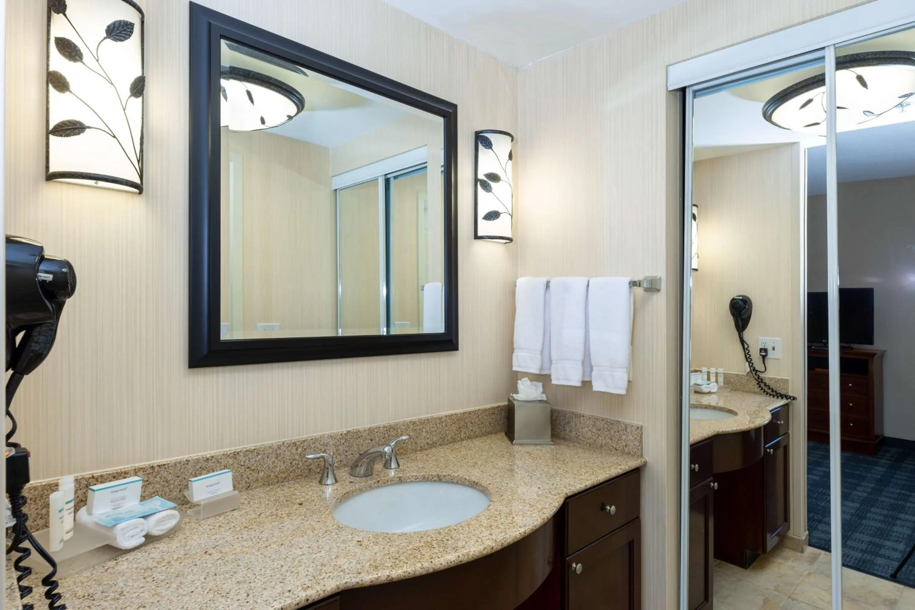 Bathroom in Homewood Suites by Hilton Lawrenceville Duluth