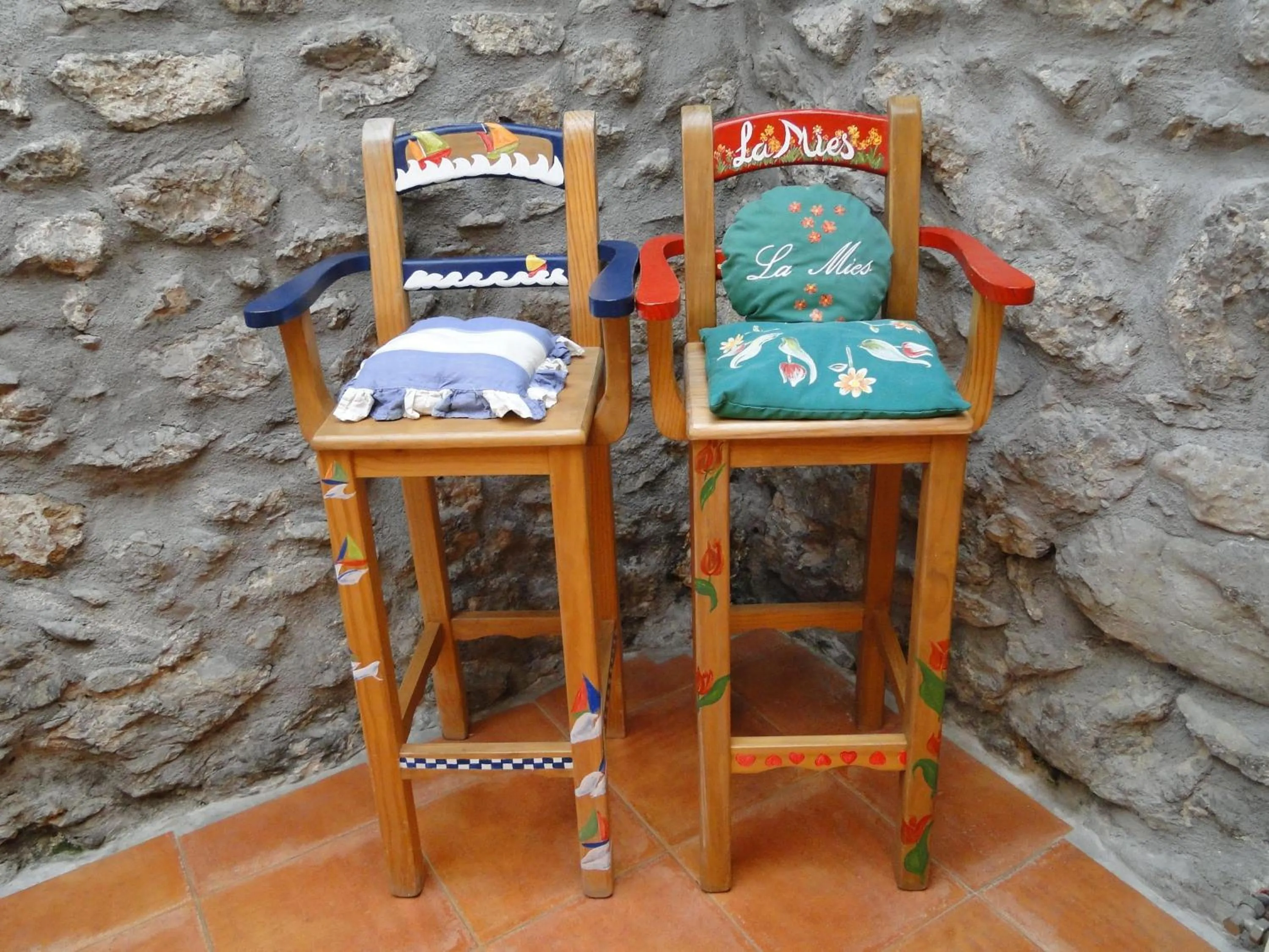 Decorative detail in Posada La Mies