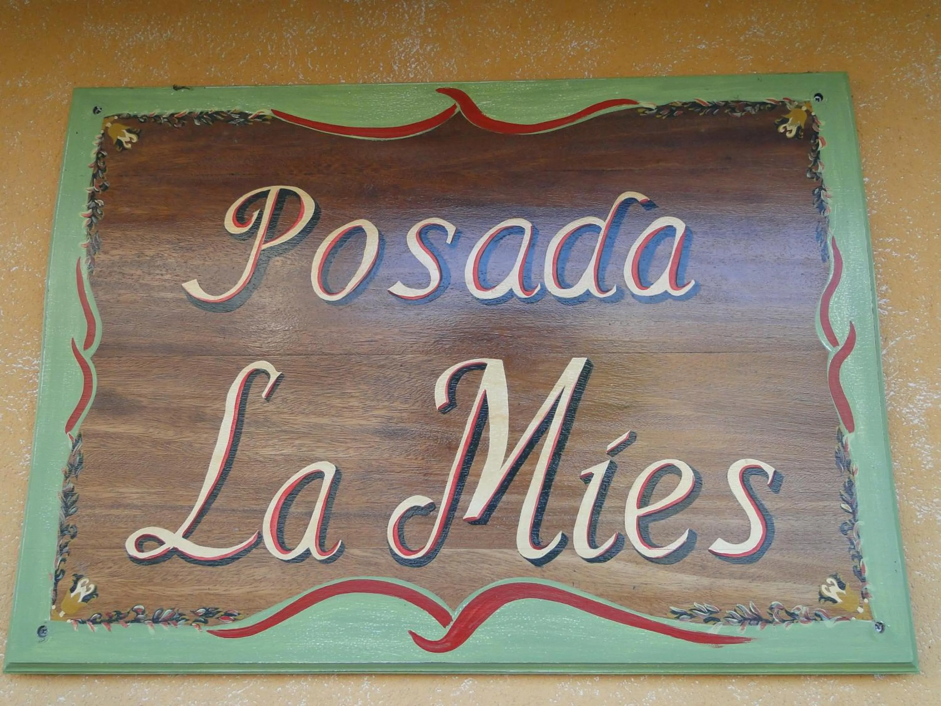 Facade/entrance in Posada La Mies