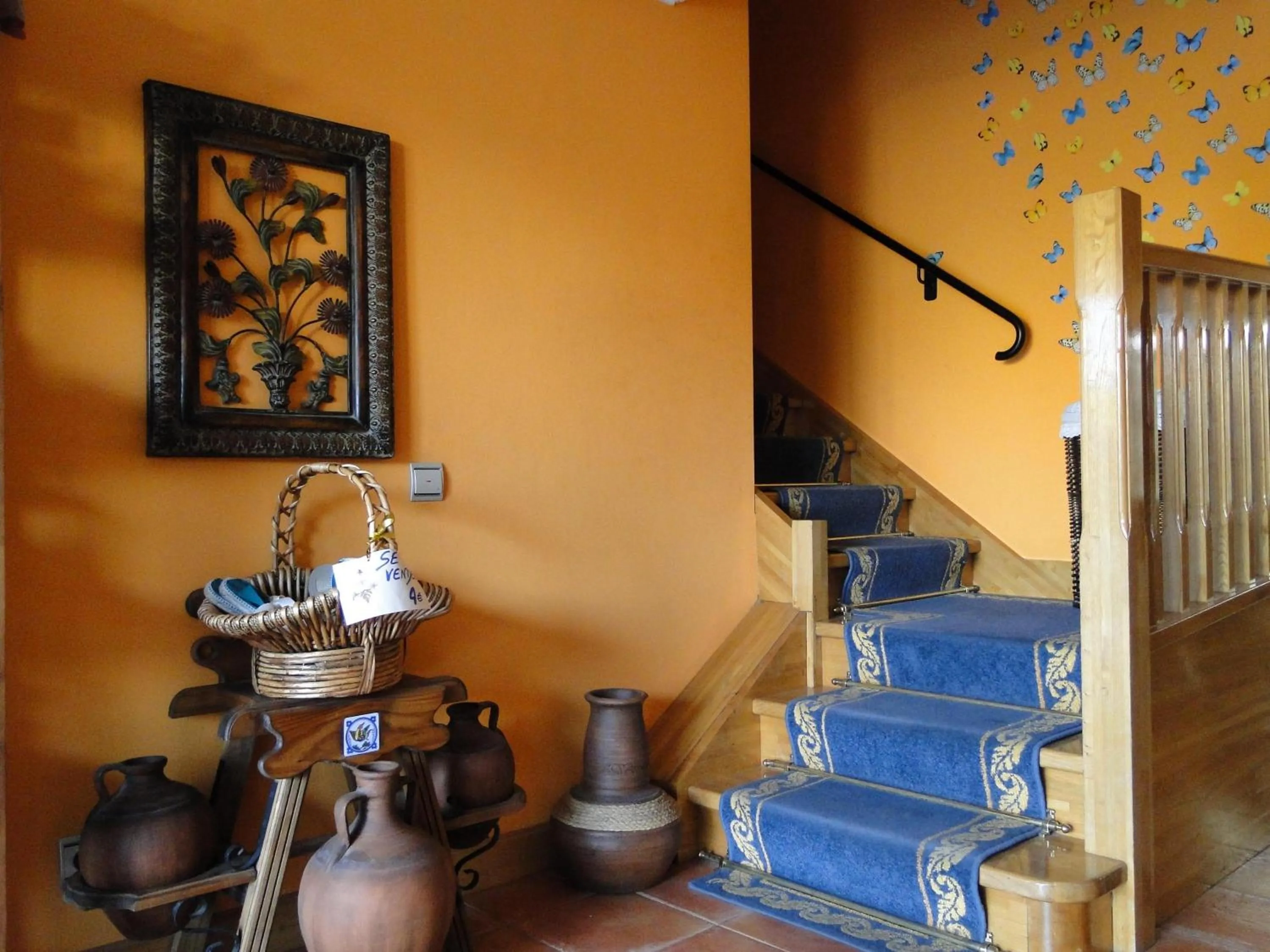 Decorative detail in Posada La Mies