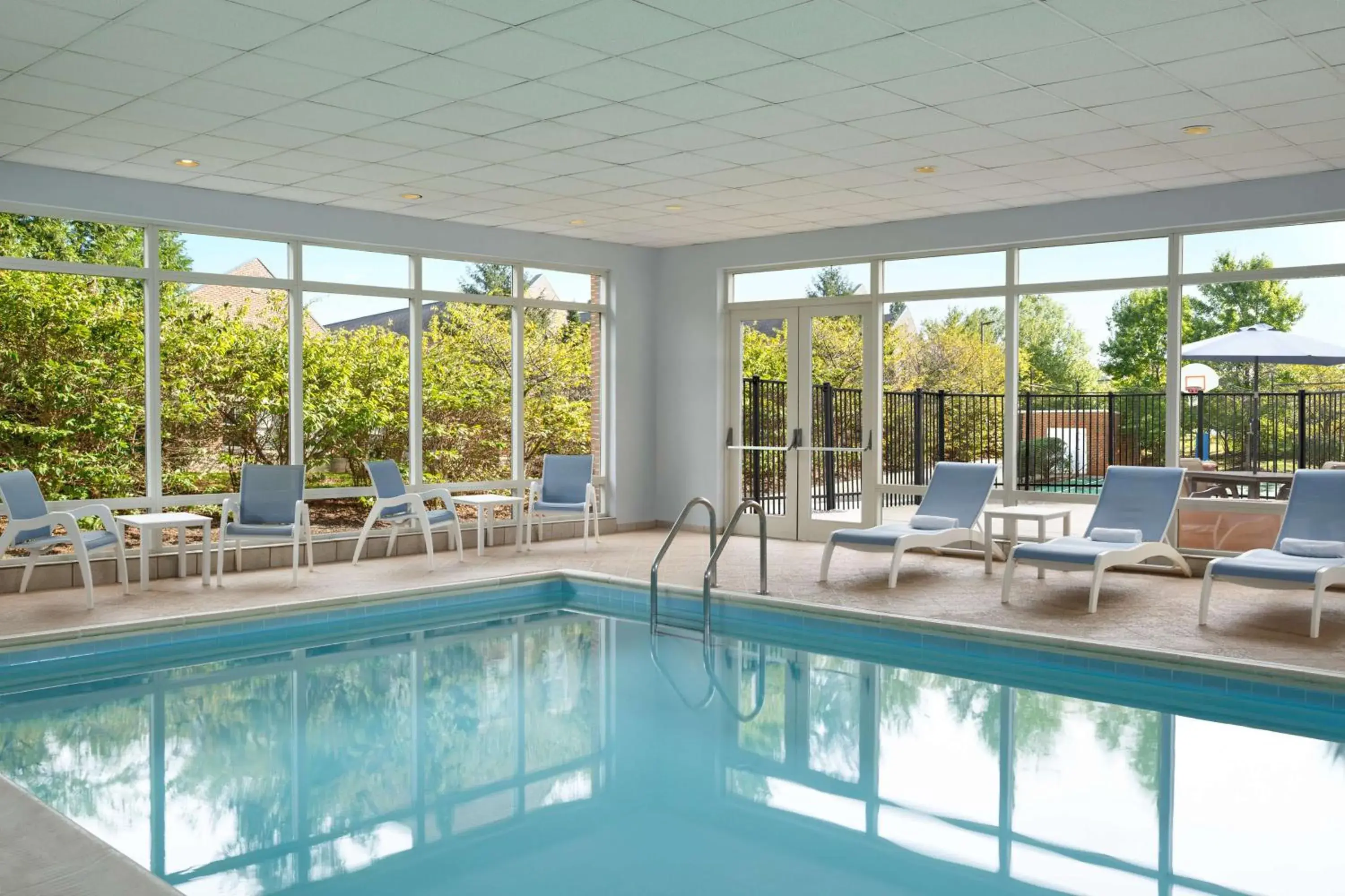 Pool view in Hampton Inn Dulles/Cascades Pool view in Hampton Inn Dulles/Cascades