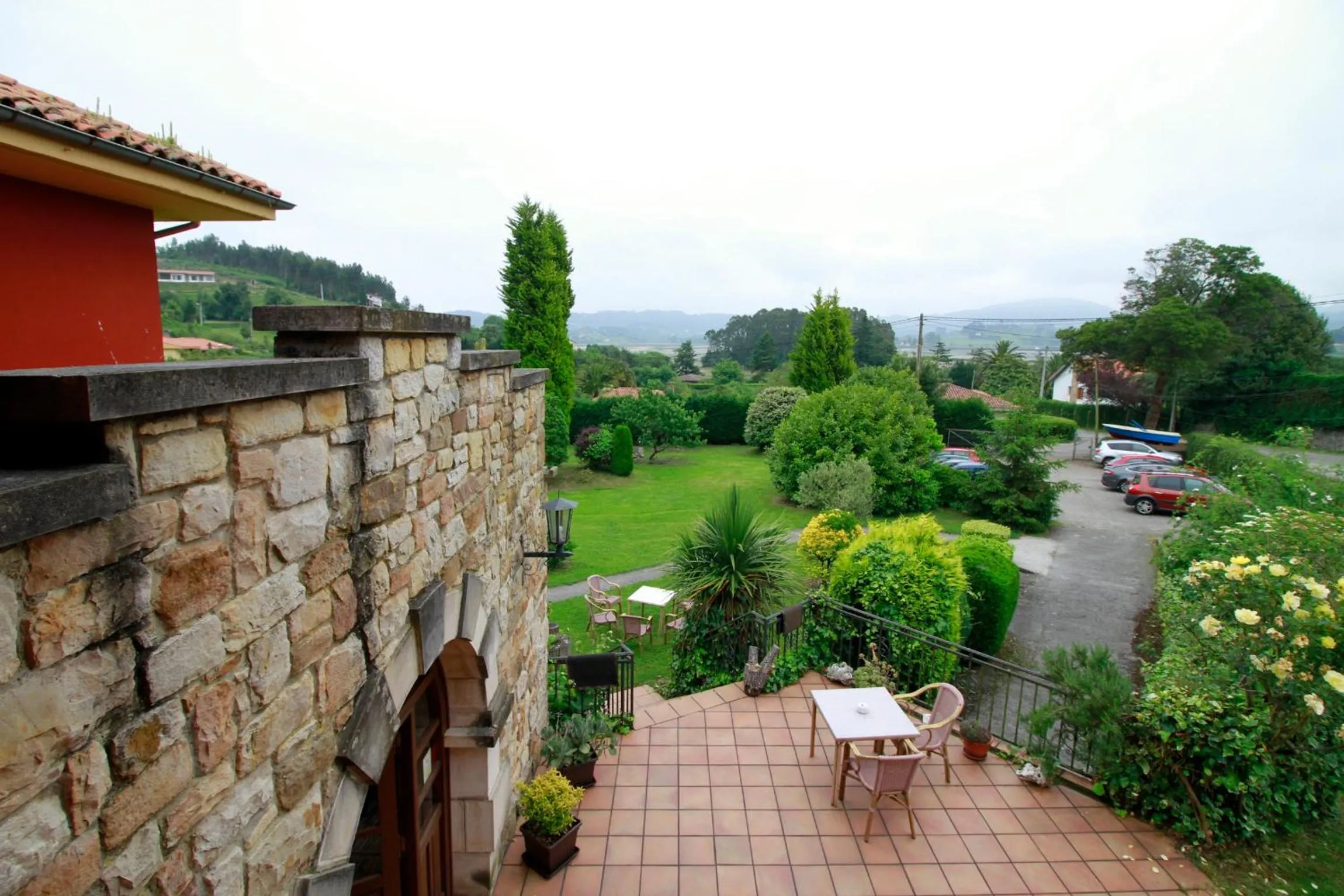 Garden in Hotel Rural Alavera