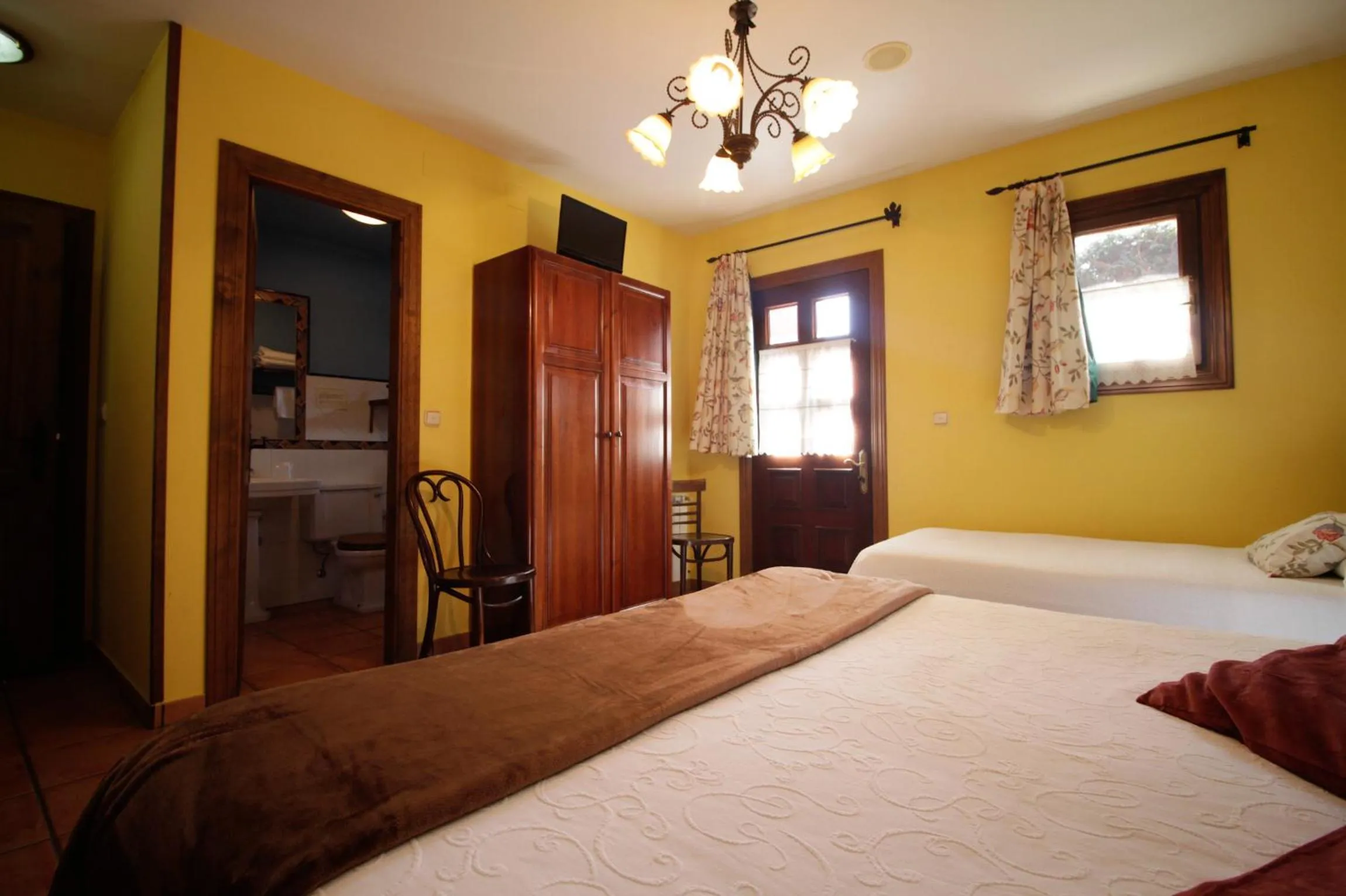 Bed in Hotel Rural Alavera