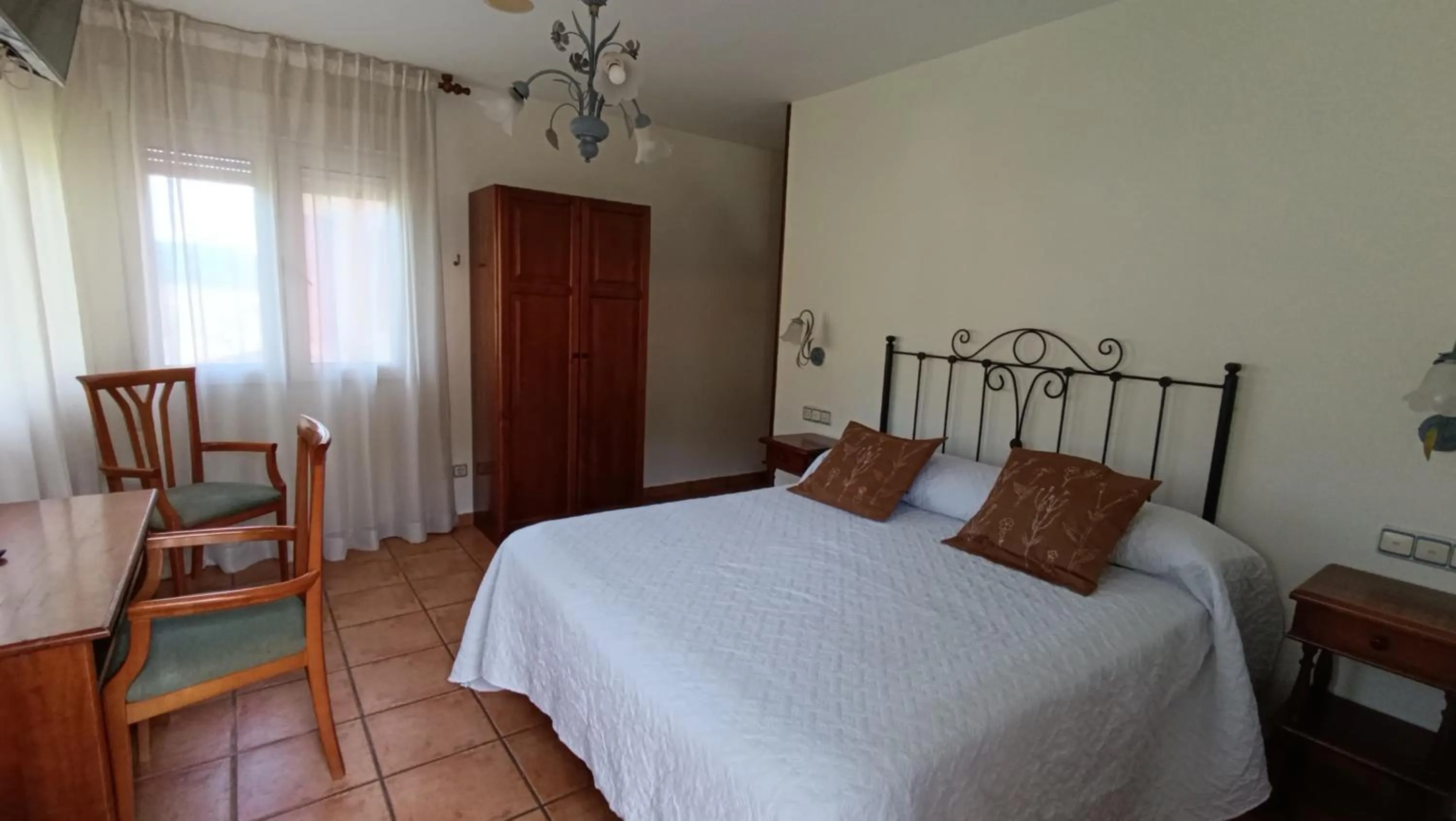 Bed in Hotel Rural Alavera