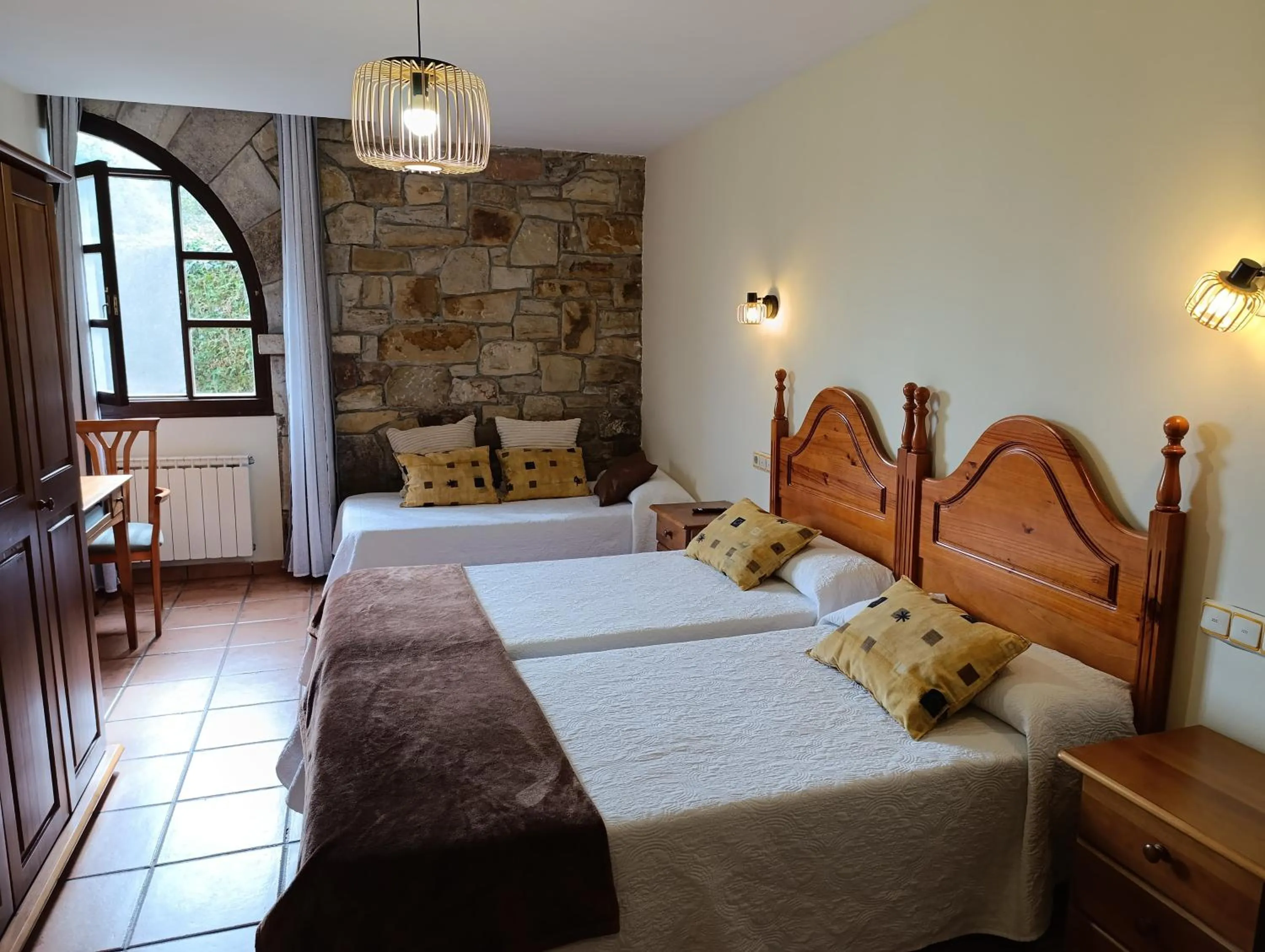 Bed in Hotel Rural Alavera