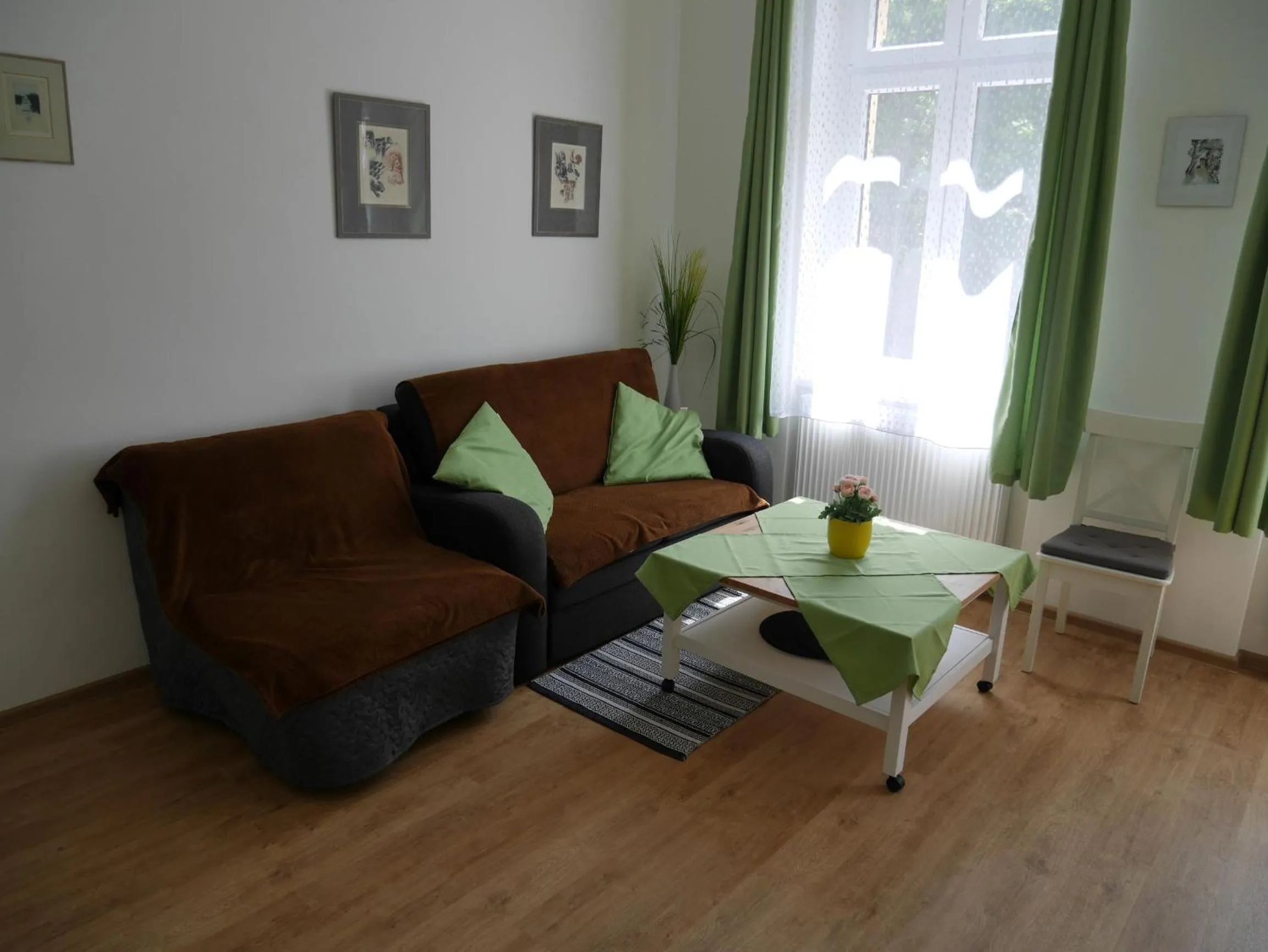 Living room in Moskevská 40
