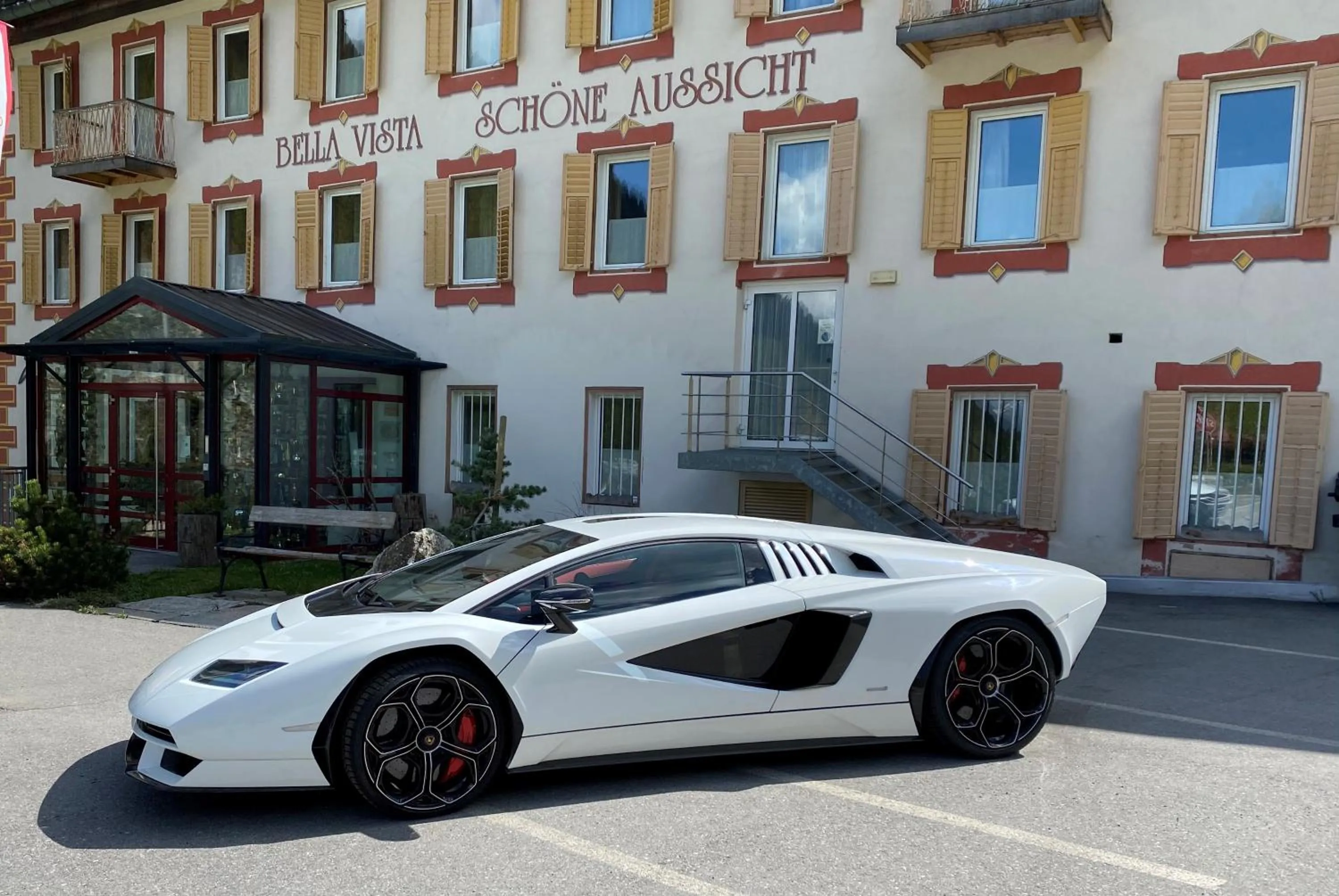 Property building in Hotel Bella Vista