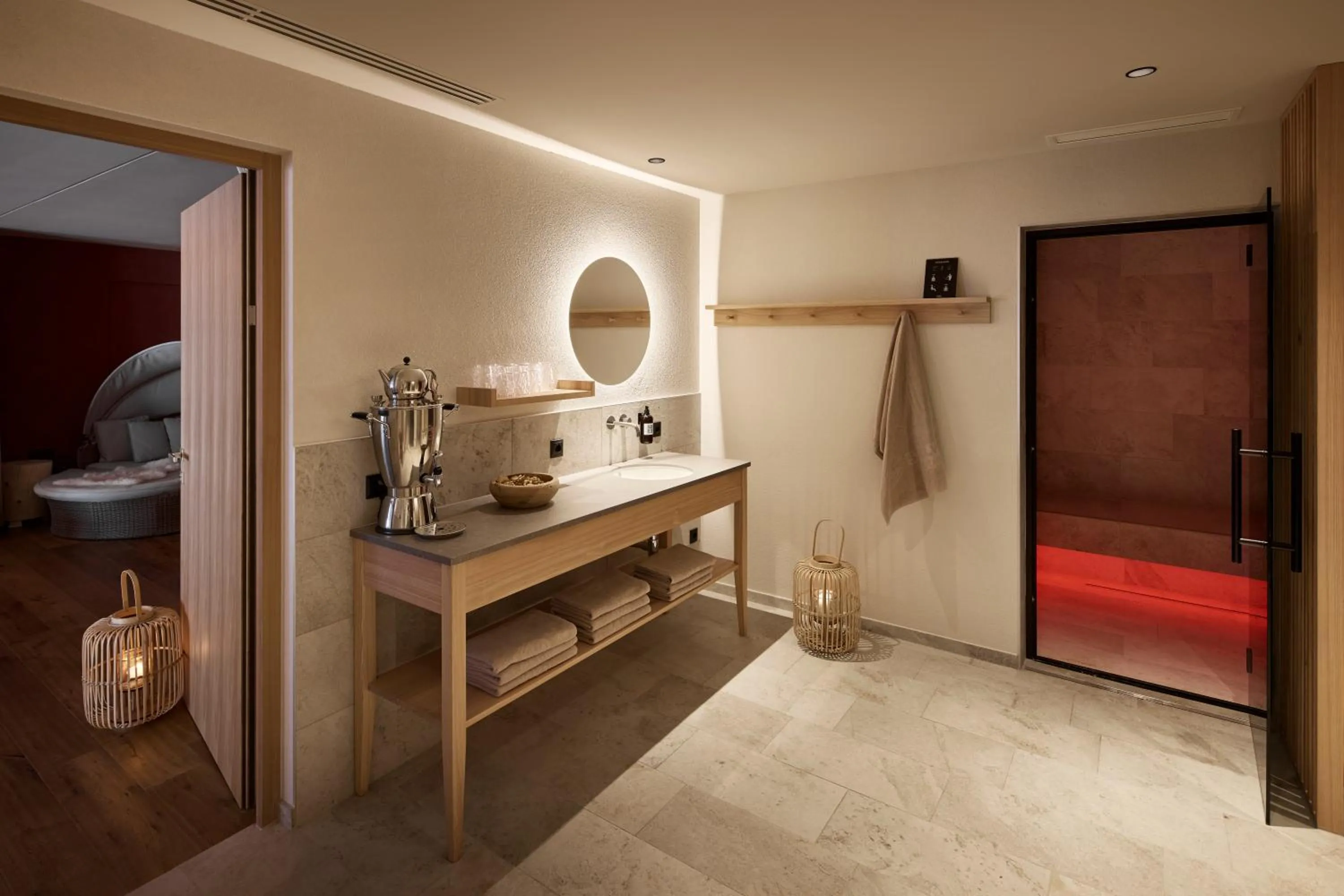 Steam room, Bed in Hotel Bella Vista