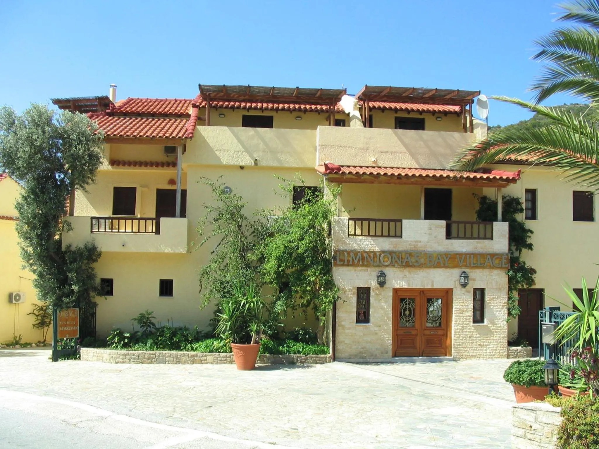 Facade/entrance in Limnionas Bay Village Hotel